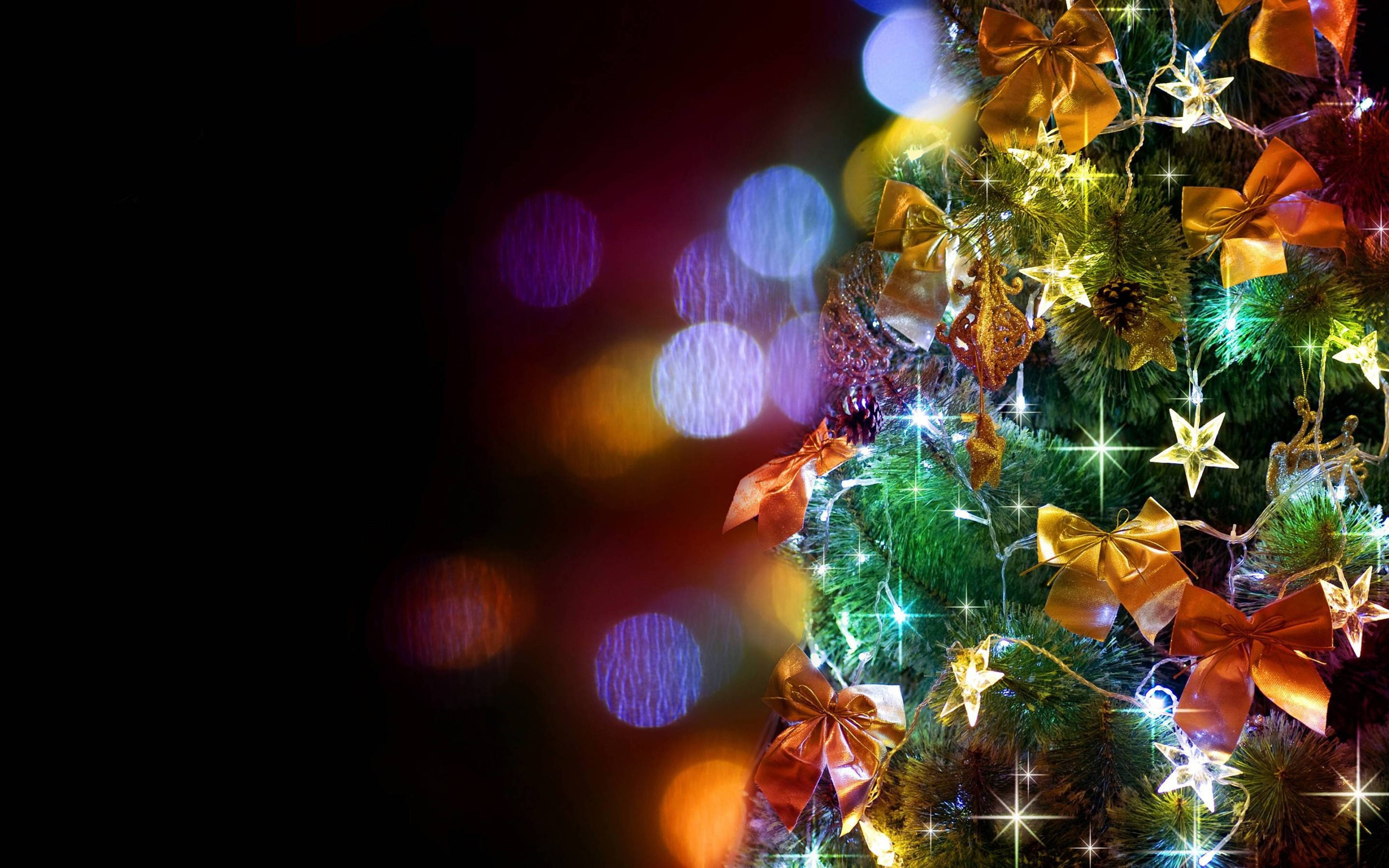 4K Ultra HD na mga Ilaw ng Puno ng Pasko Wallpaper