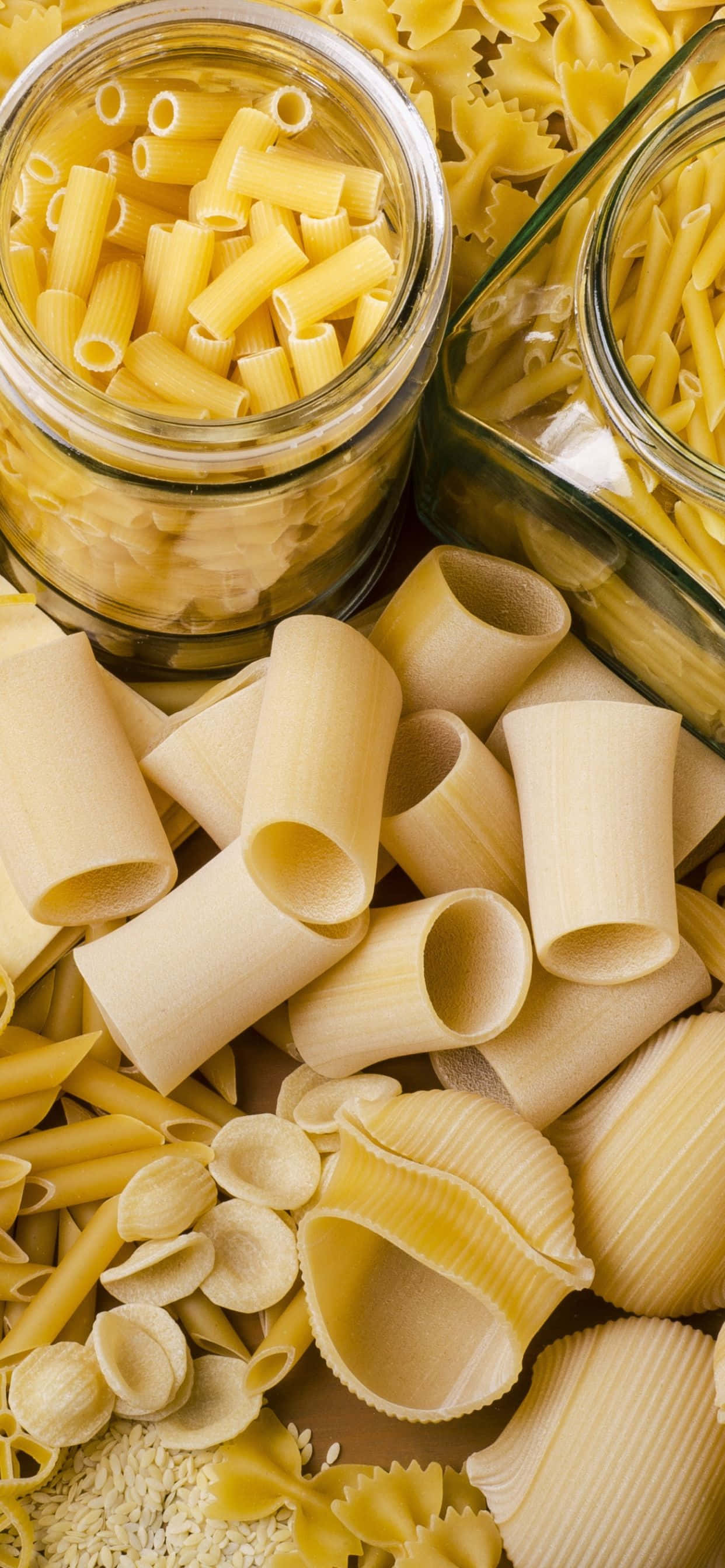 isang mangkok ng pasta at isang mangkok ng pasta Wallpaper