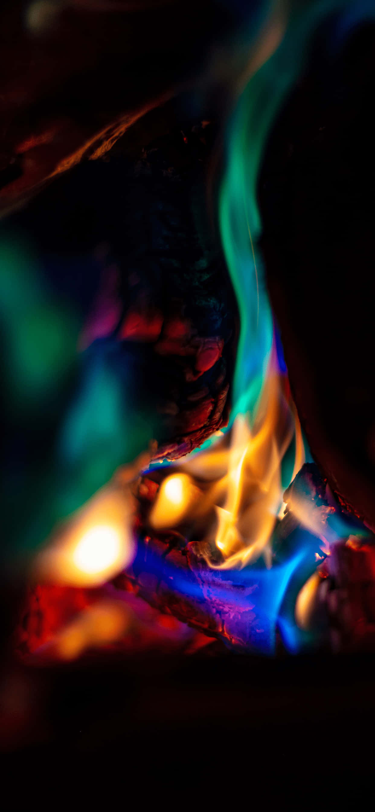 Magdagdag ng isang dash ng inspirasyon sa iyong buhay gamit ang Colorful iPhone. Wallpaper