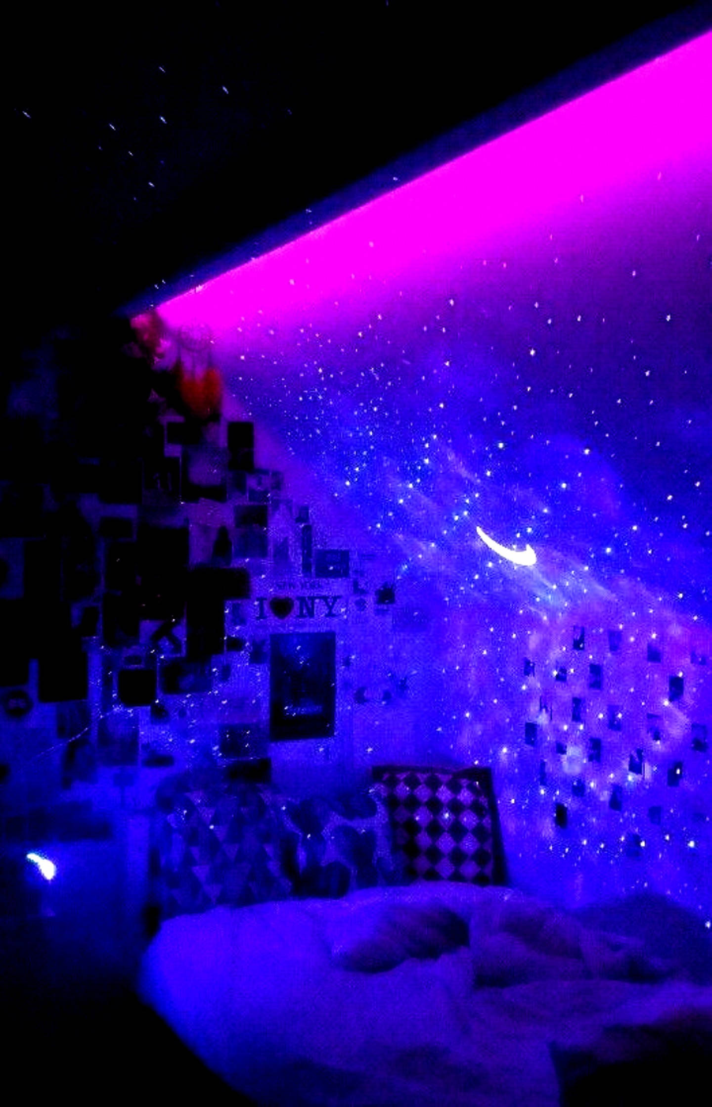 Aesthetic Bedroom LED Light Wallpaper