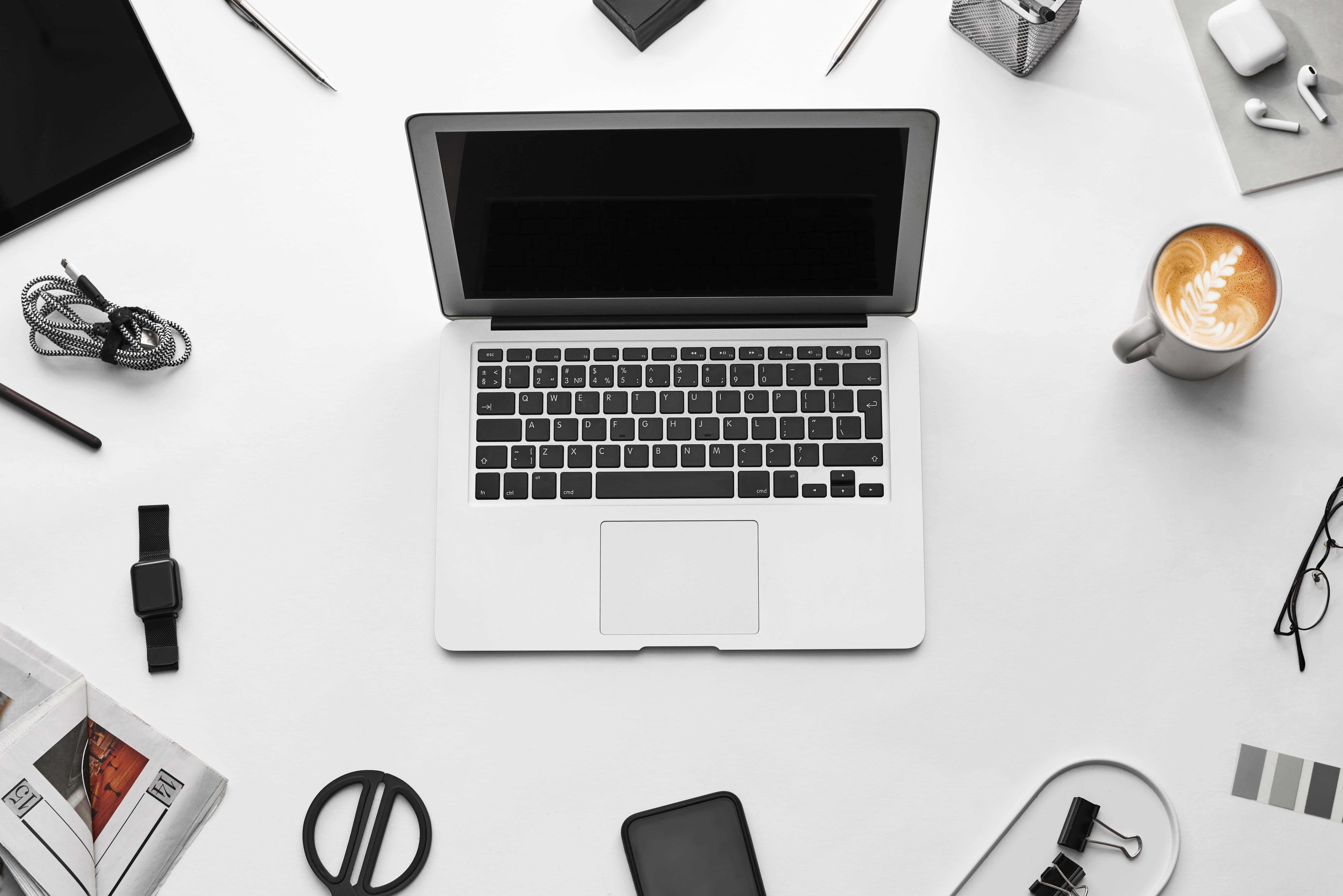 Aesthetic MacBook sa Perpektong Tagpuan Wallpaper