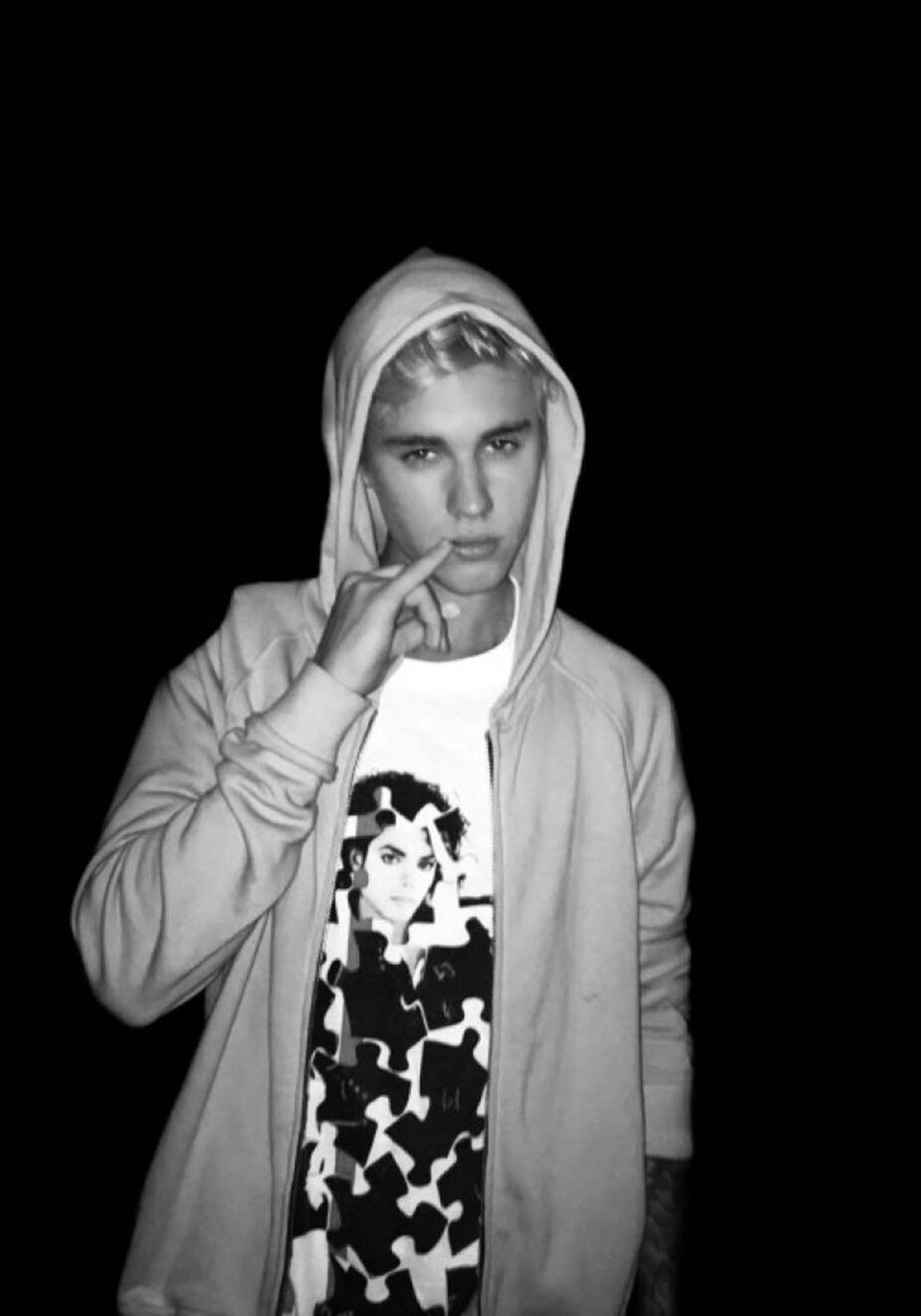 Aesthetic na Boy na si Justin Bieber Wallpaper