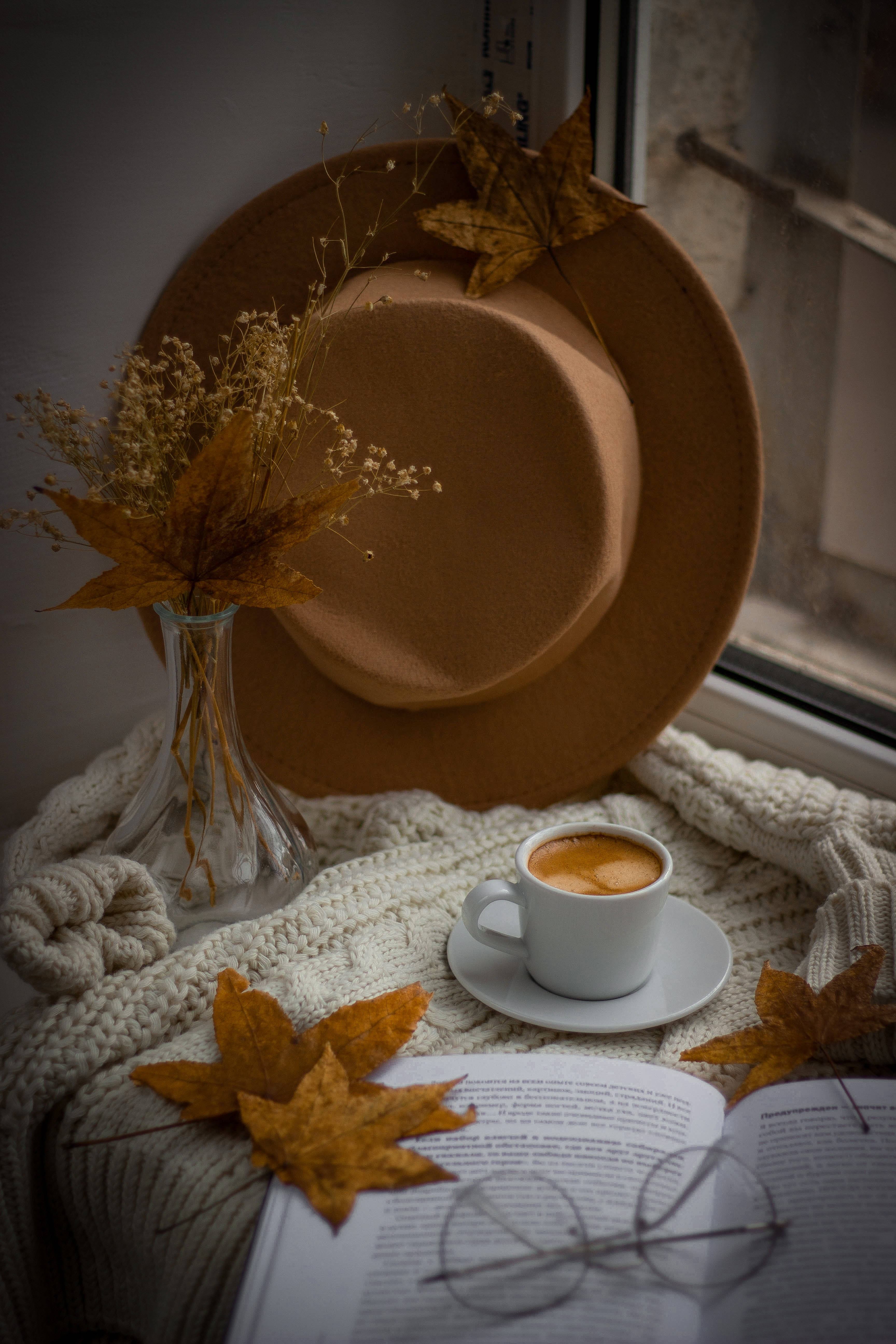 Aesthetic na Brown na Sombrero Wallpaper