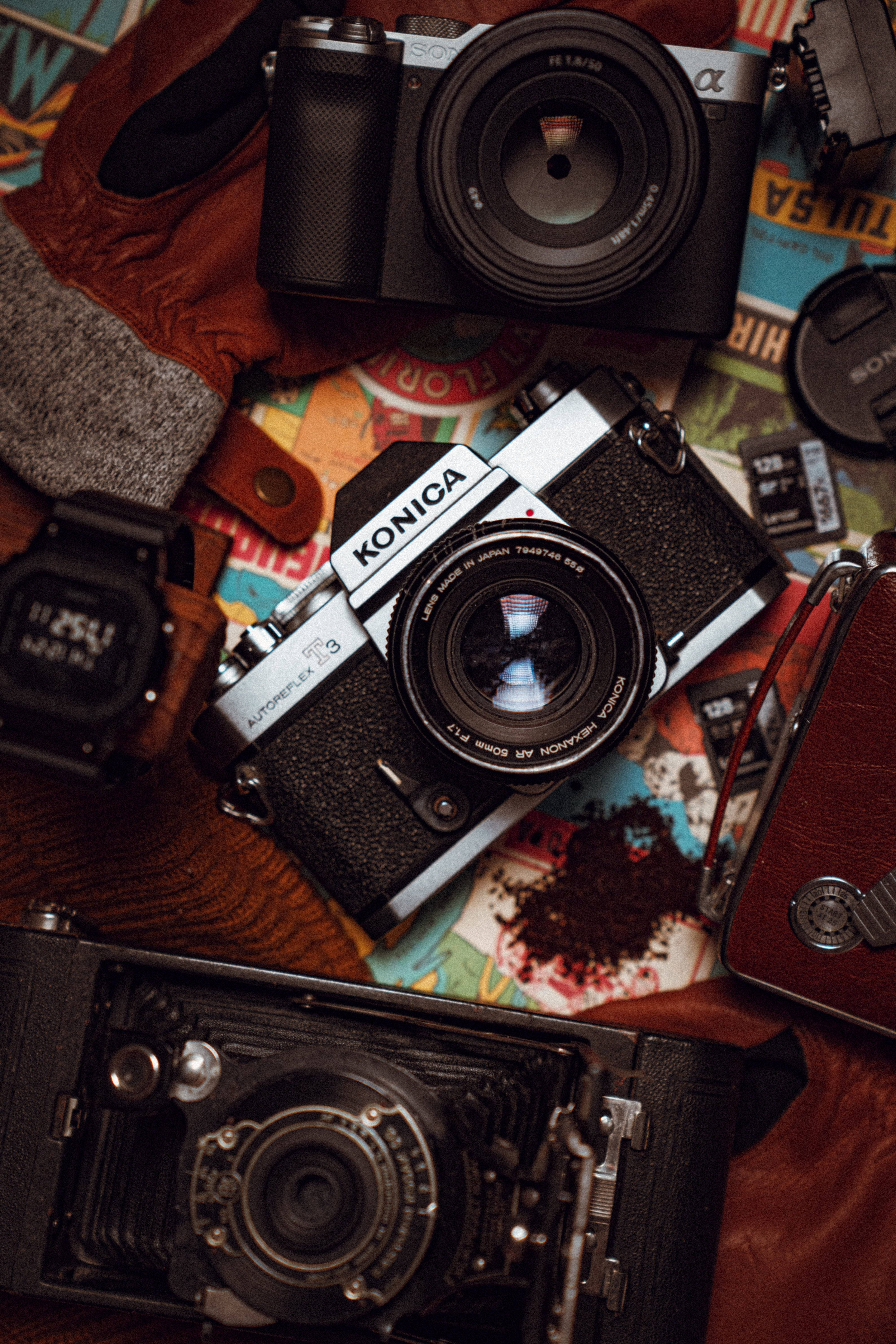 Aesthetic ng DSLR Camera Flatlay Wallpaper