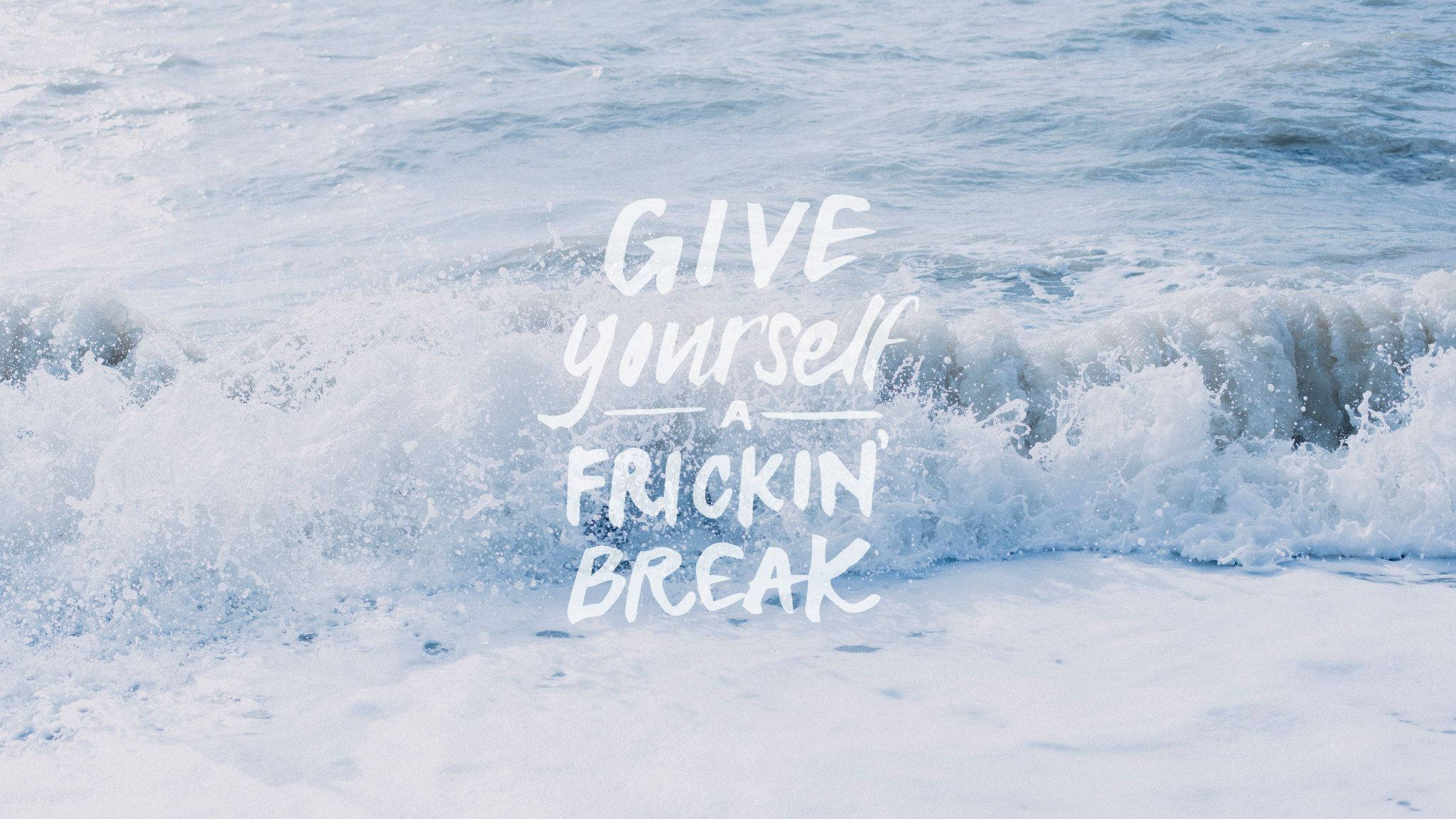 Aesthetic ng Tag-init na Quote ng Alon sa Dalampasigan Wallpaper