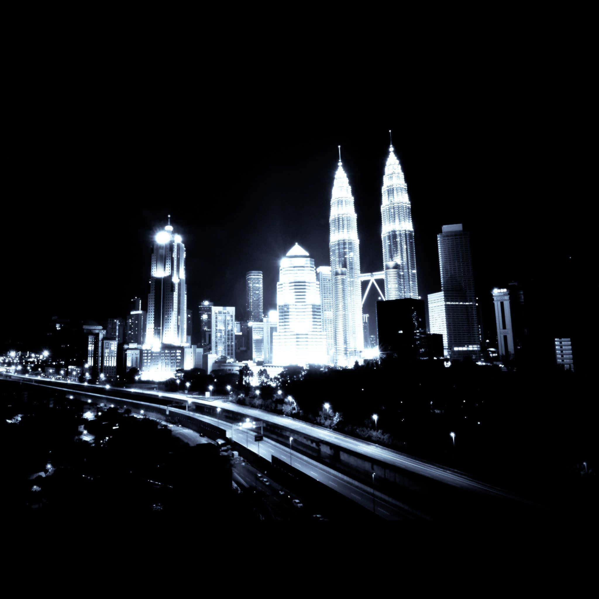 Ang Futuristic Cityscape ng Dark City Wallpaper