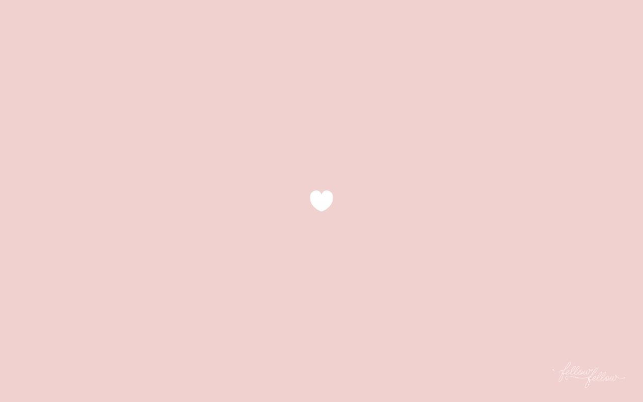 "Ang pag-ibig ay nagmumula sa loob" Wallpaper