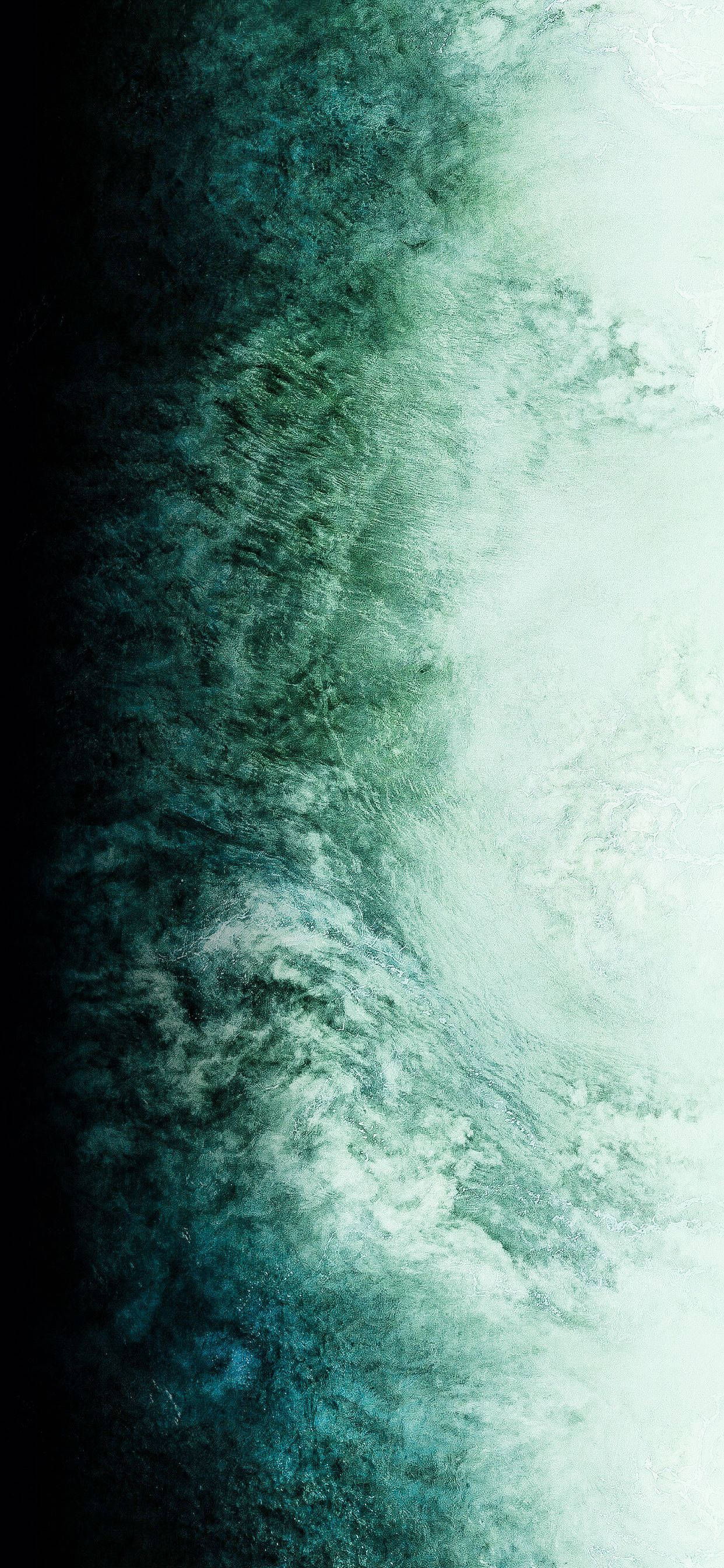 Ang Smoky Midnight Green ng iPhone 11 Wallpaper