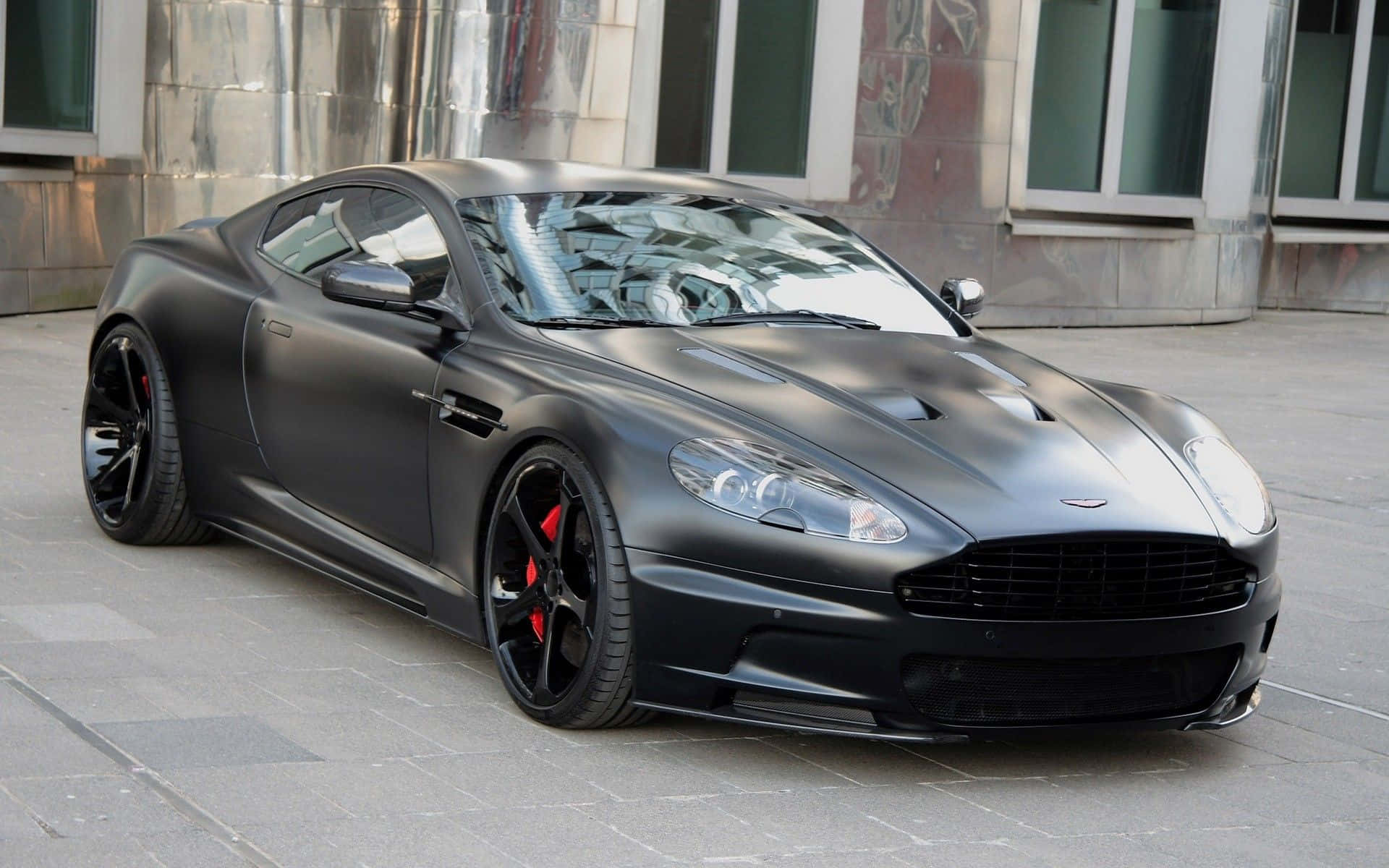 Aston Martin DB9 - Luho sa Pinakataas na Antas Wallpaper