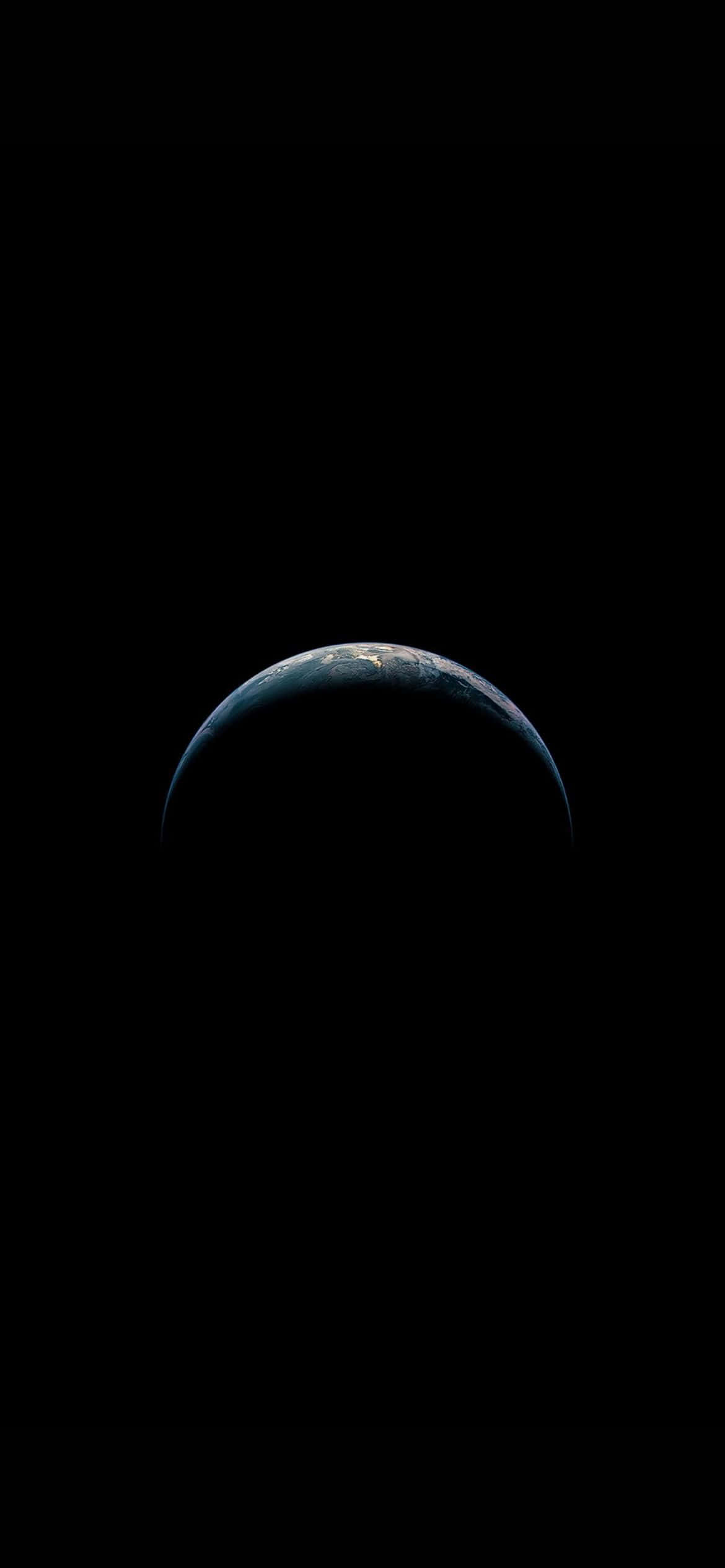 Background ng iPhone 13 Wallpaper