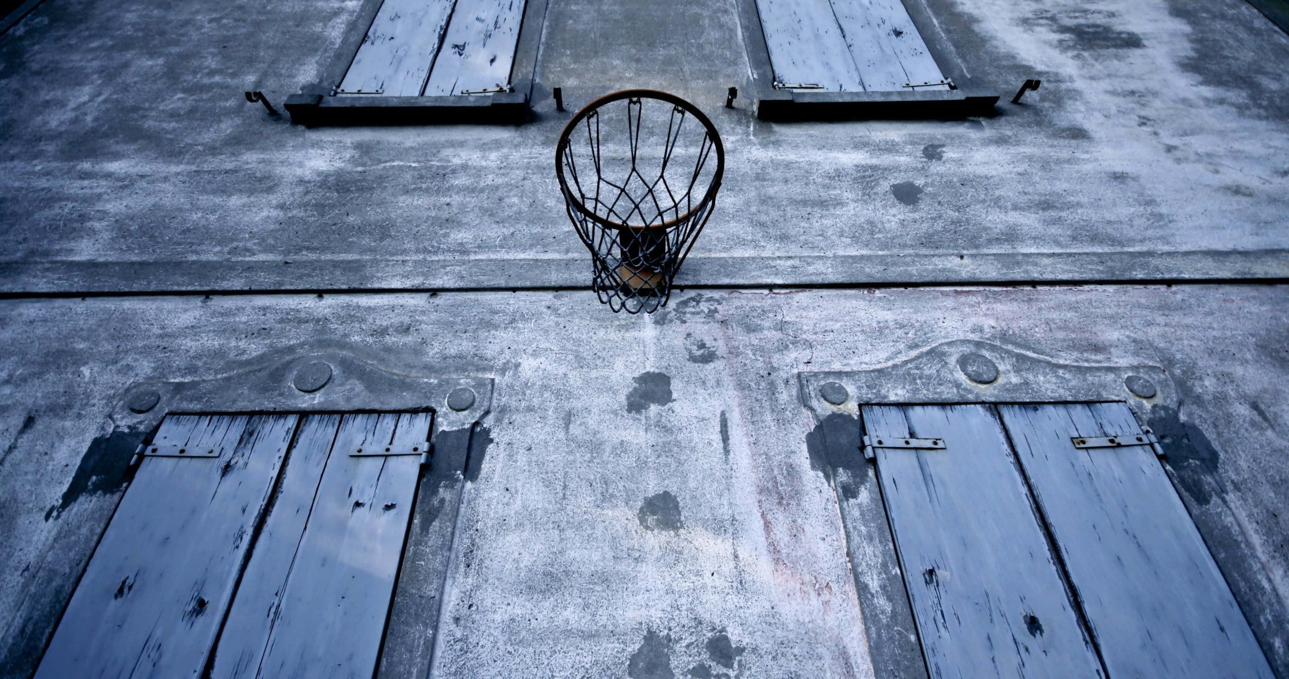 Basketball na Mataas ang Pagganap Wallpaper