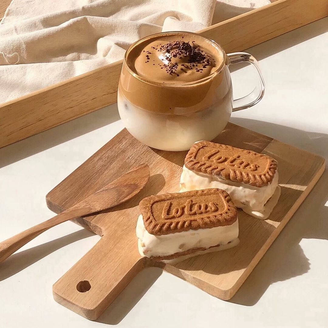 Beige Aesthetic Coffee Latte At Cookies Wallpaper
