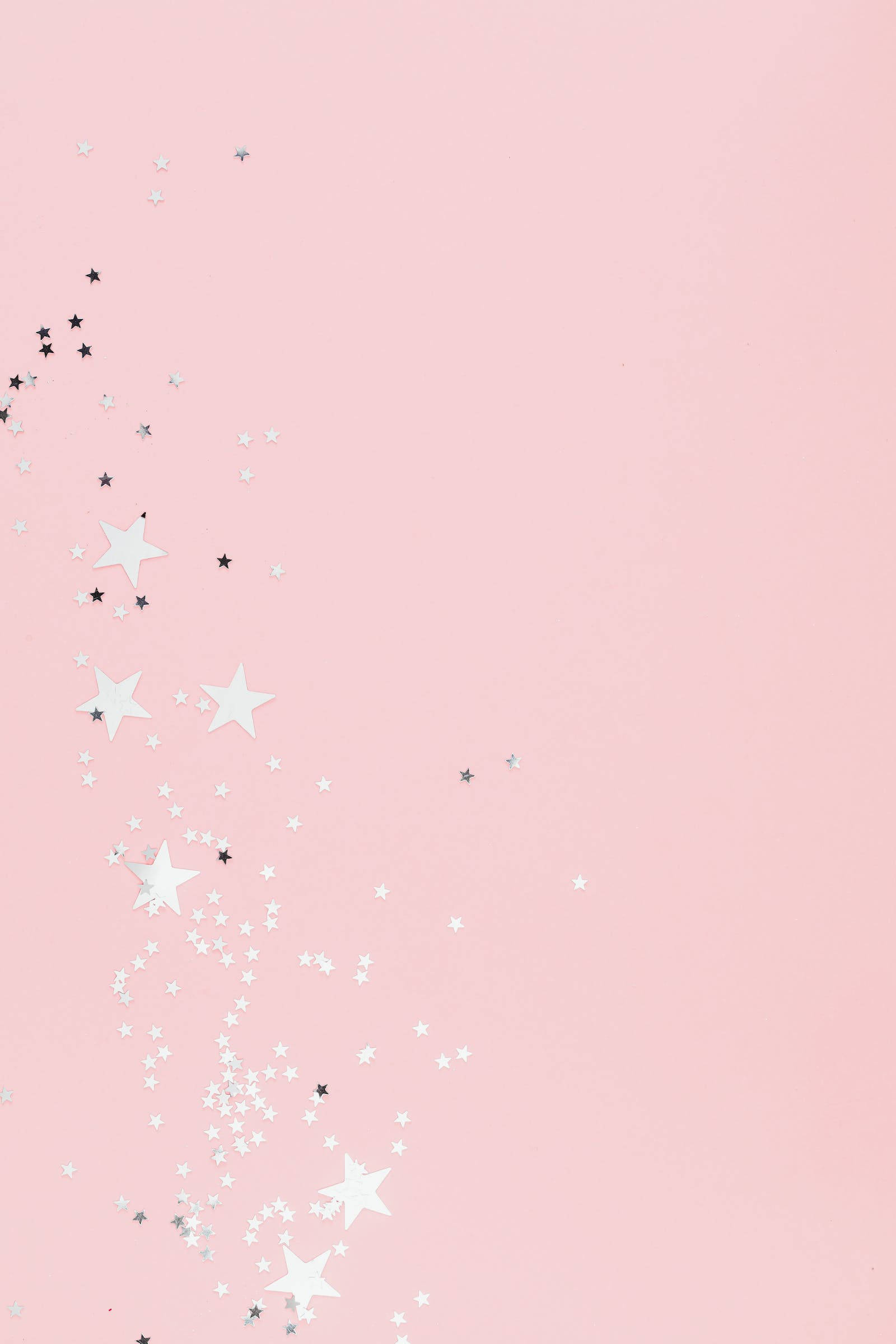 Bituhing Puti sa Aesthetic na Kulay Rosas Wallpaper