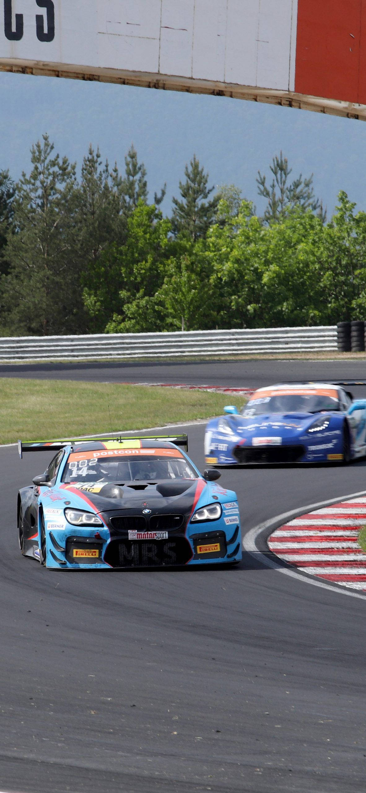 Asul na BMW M6 GT3 Race Car iPhone Wallpaper