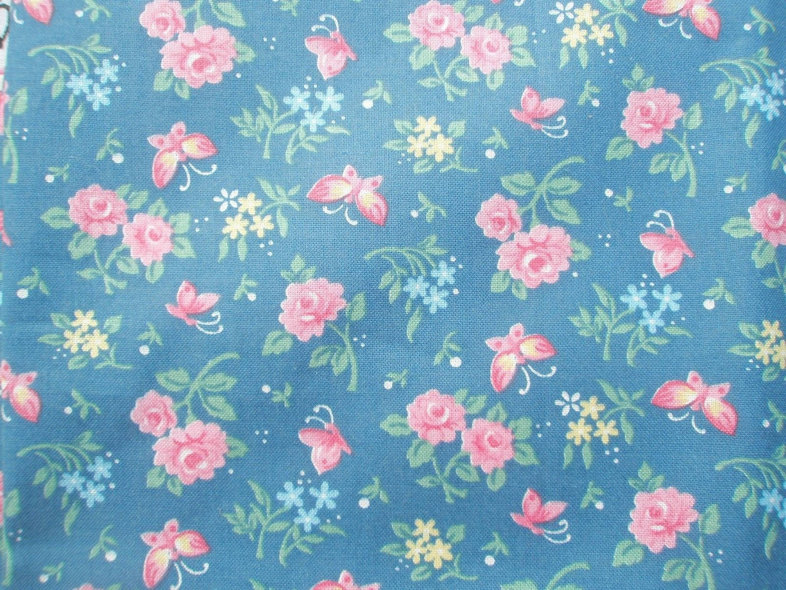 Bulaklak na Pambabae at Cute Wallpaper
