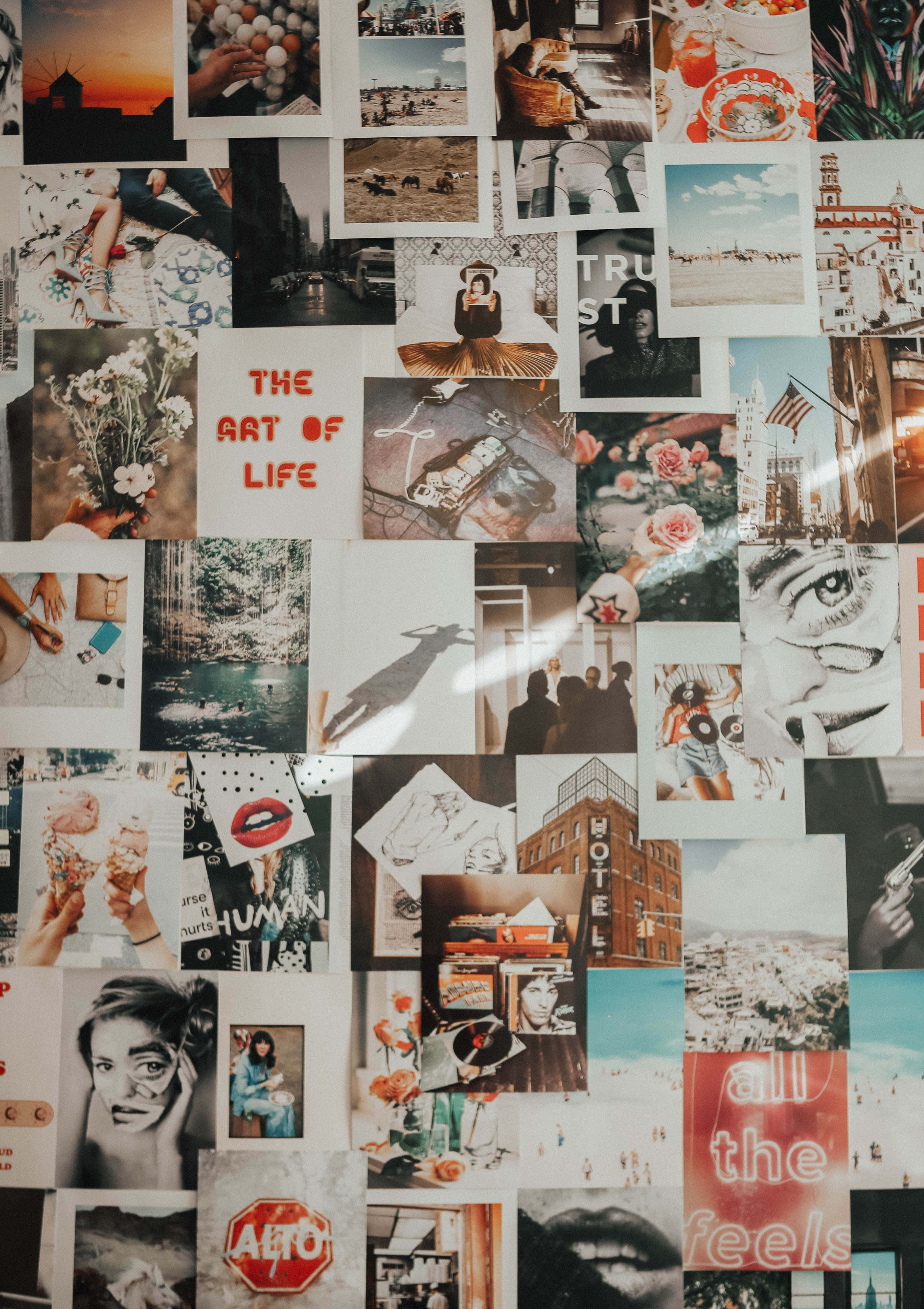 Caption: Makulay at Aesthetic na Collage na Nagpapakita ng Sining na Pinaghalong ng Retro at Modernong Impluwensiya Wallpaper