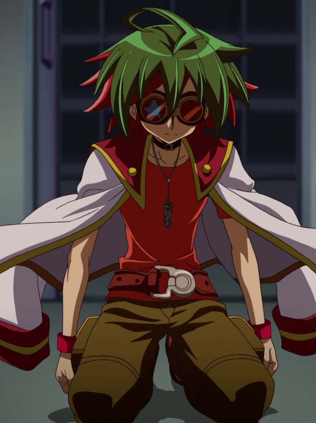 Confidenteng si Yuya Sakaki kasama ang kanyang duel disk - Yu-Gi-Oh! ARC-V Wallpaper