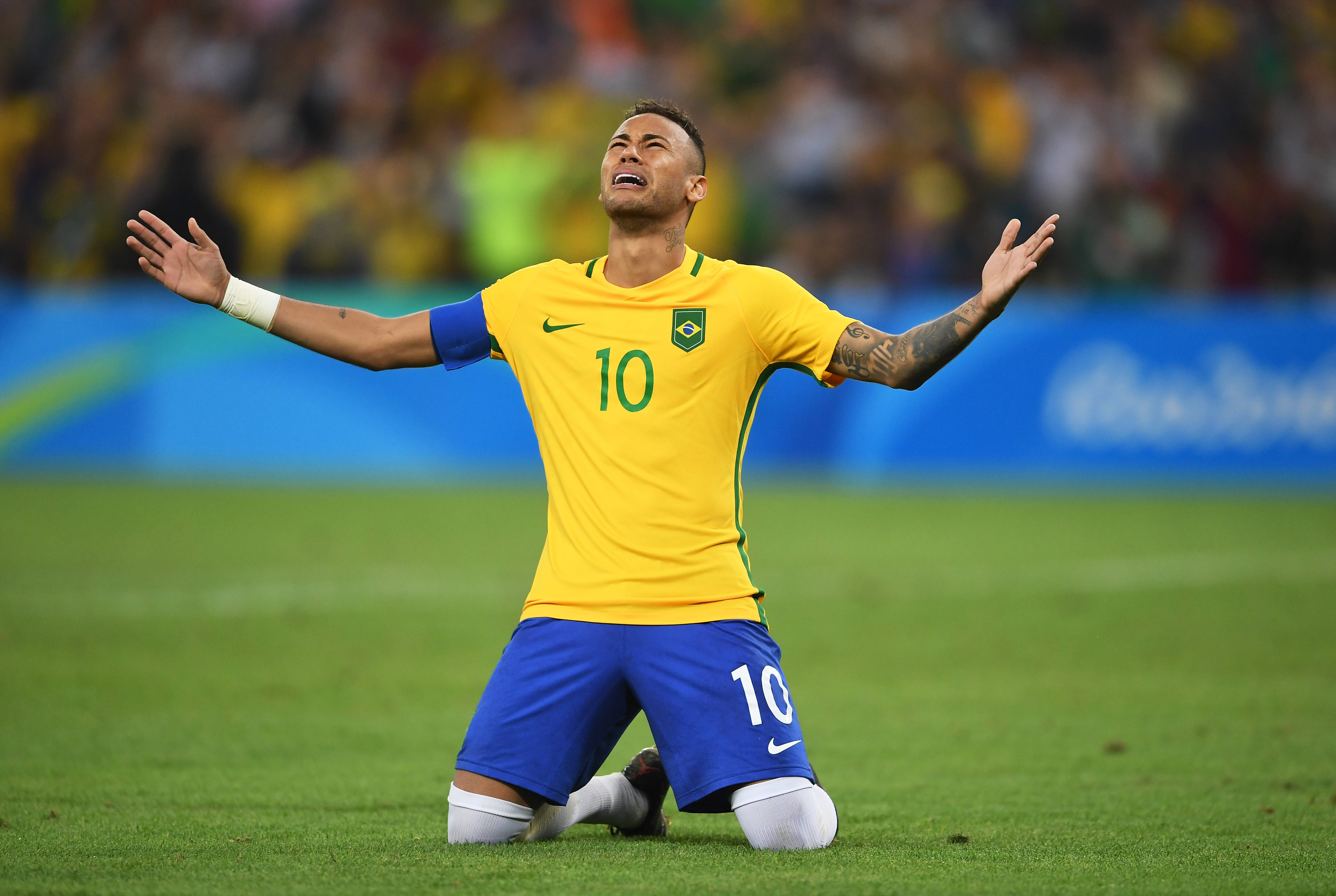Cool na Neymar Jr na Lumuluhod Wallpaper