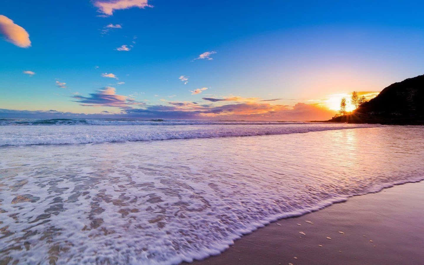Cool Summer Sunset Sa Dalampasigan Wallpaper