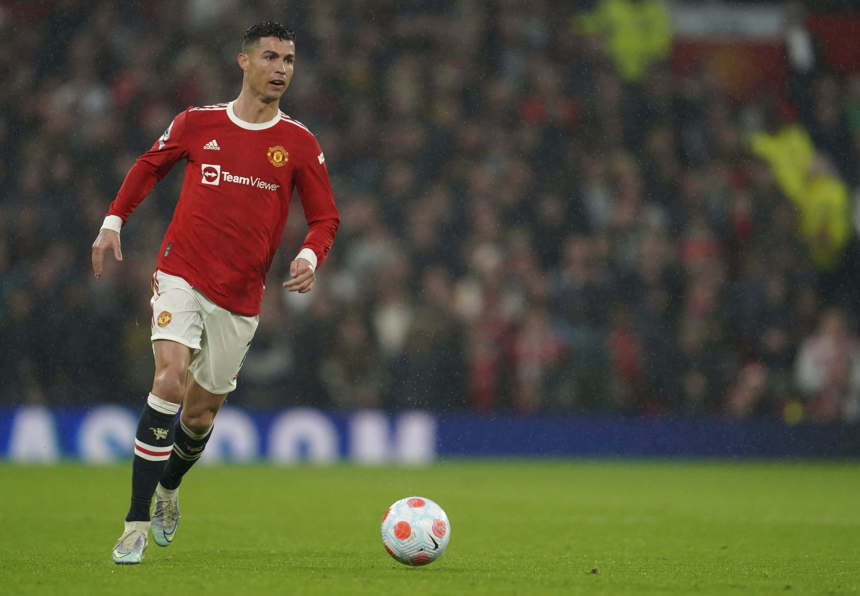 Cristiano Ronaldo sa kanyang kasikatan Wallpaper