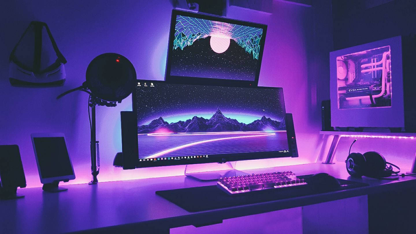 Dalawang Nakasalansan na Monitor sa Gaming Room Wallpaper