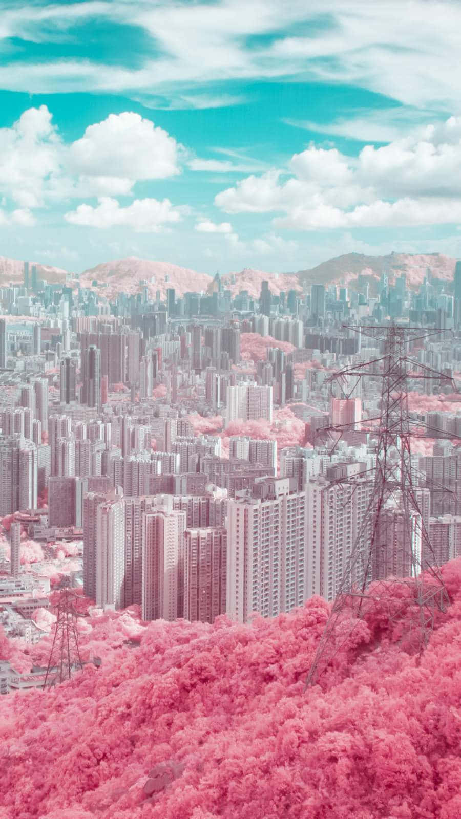 Damhin ang makulay na mga kulay at buhay ng Anime City! Wallpaper