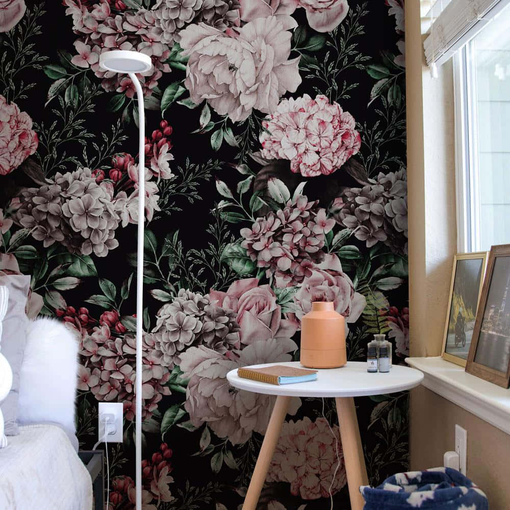 Dark Floral Wallpaper: Elegant at Bold na Estetika Wallpaper