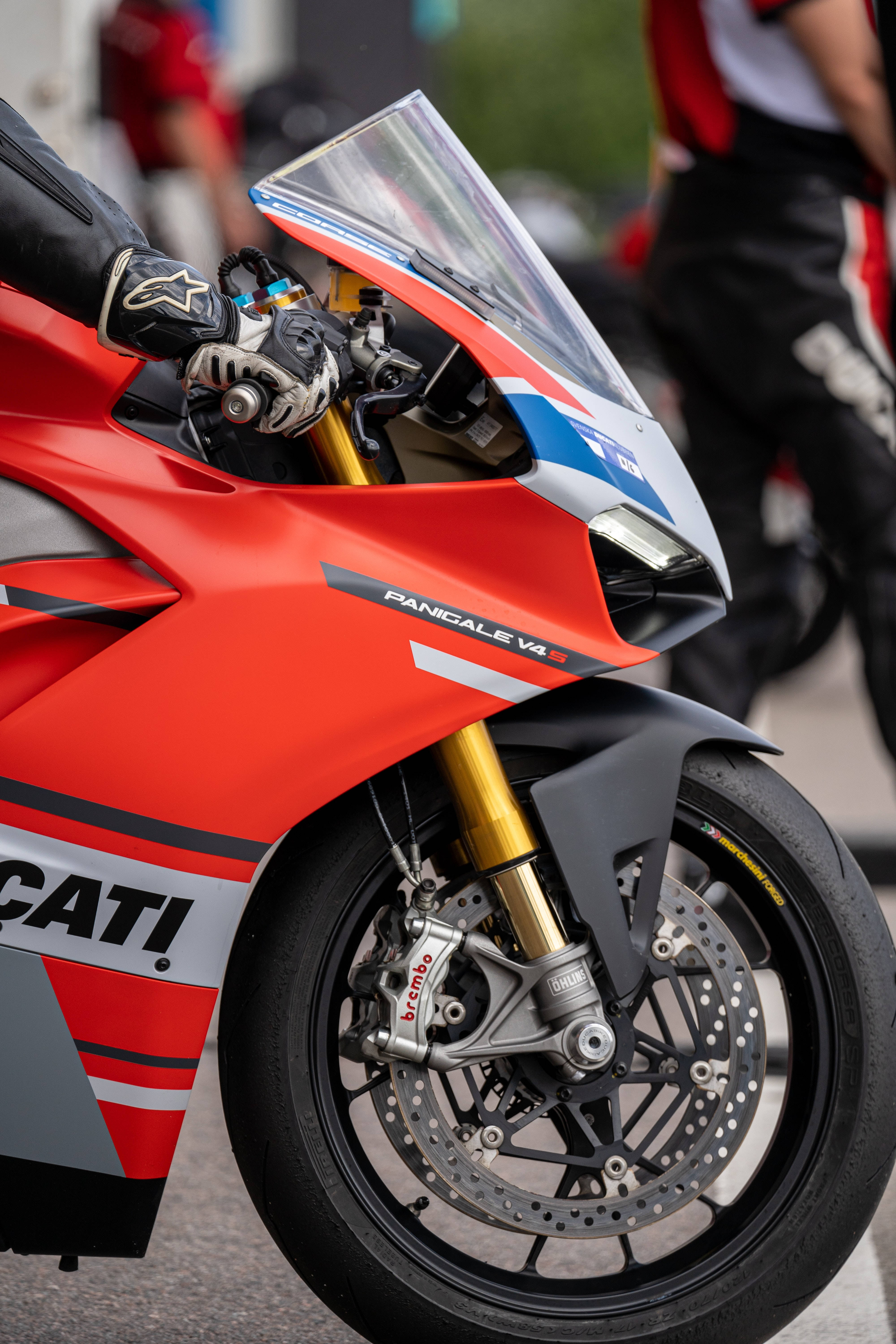 Ducati Panigale V4S na Pula Wallpaper