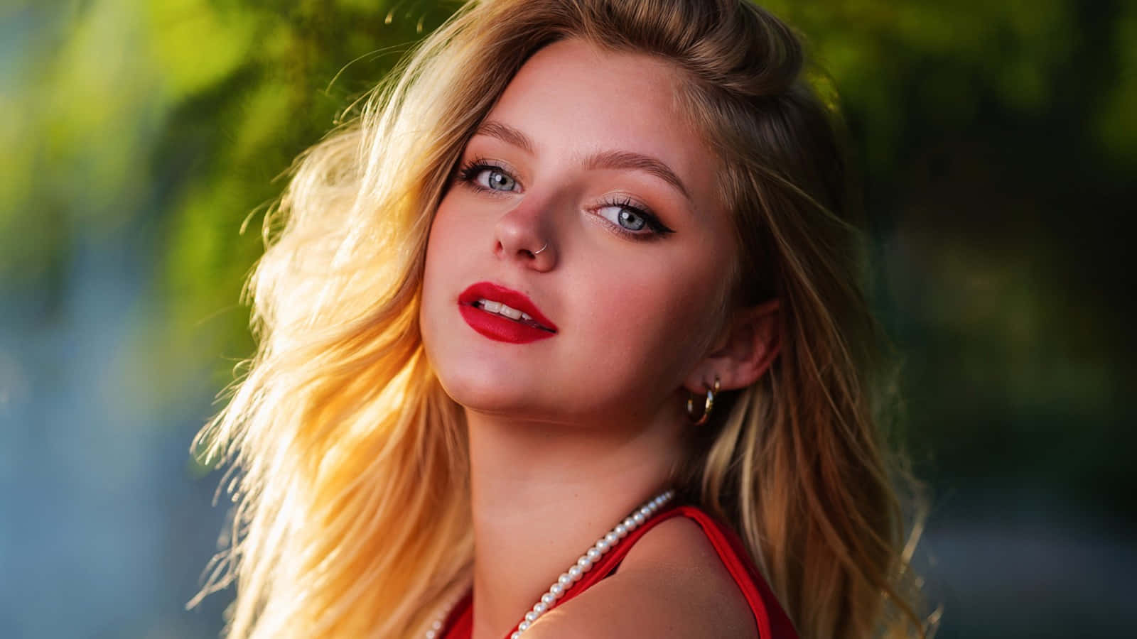 Eleganteng Babaeng Ukrainian na Nag-eenjoy sa Blush-Colored Photoshoot Wallpaper