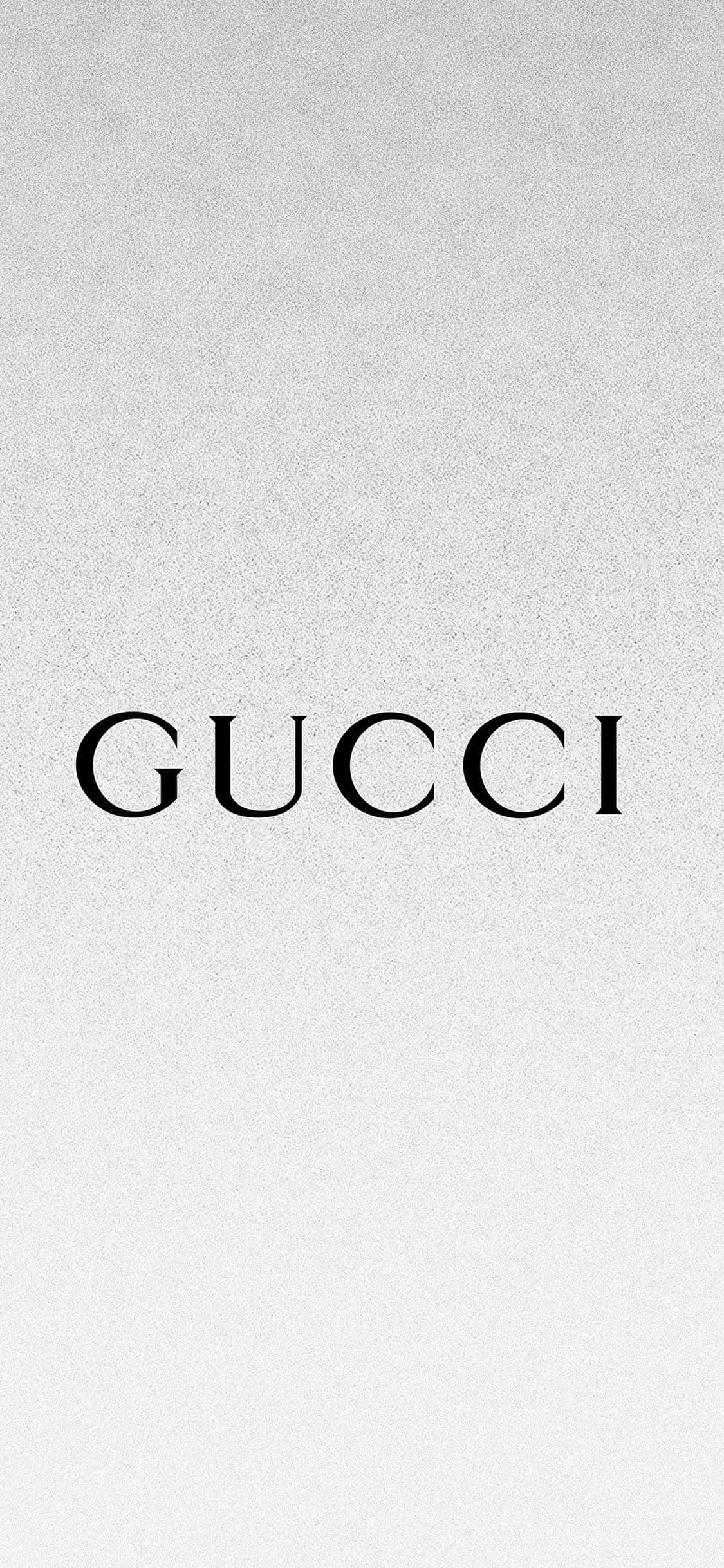 Eleganteng Silver White Gucci Text Background Wallpaper