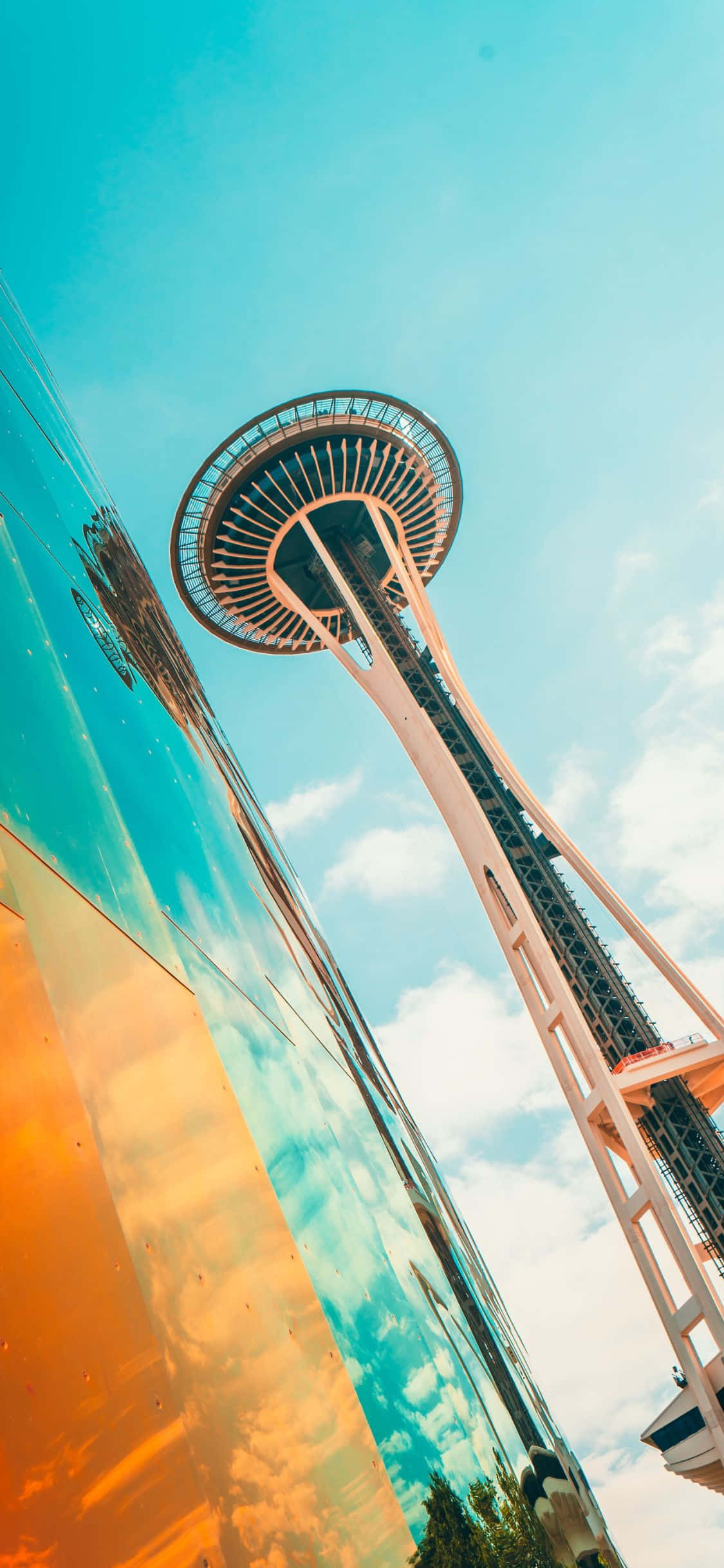 Enjoy scenic view from iPhone X in Seattle Wallpaper