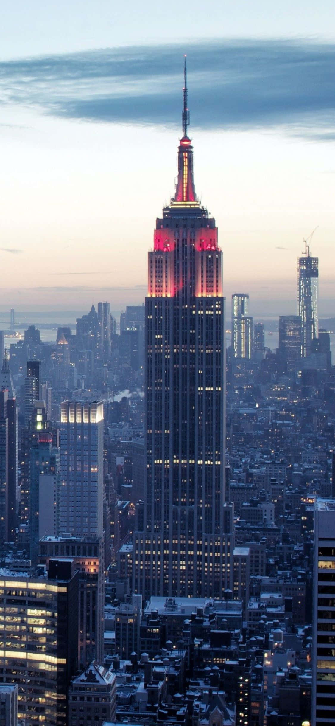 Tamasahan ang magandang cityscape ng New York mula sa nakakilig na iPhone X Wallpaper