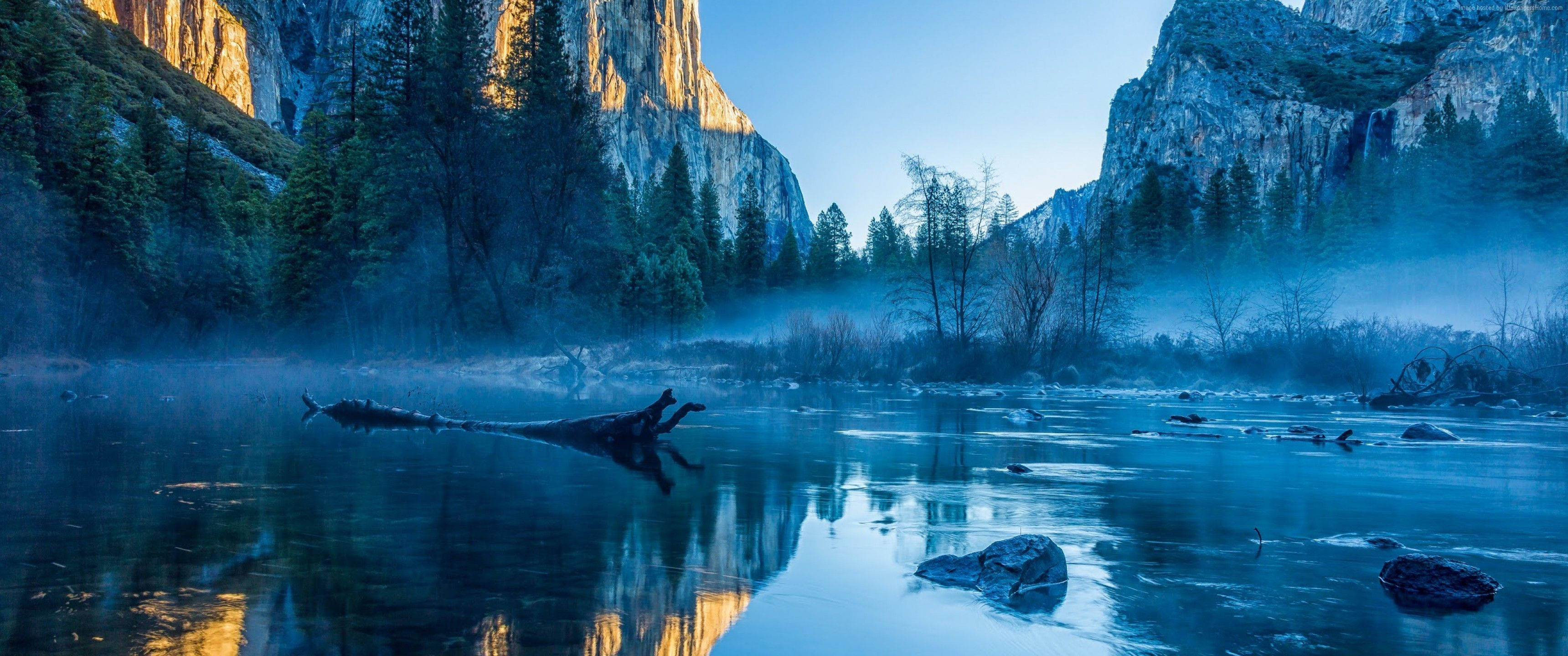 Enjoying Breathtaking Views of a Nature Landscape Wallpaper