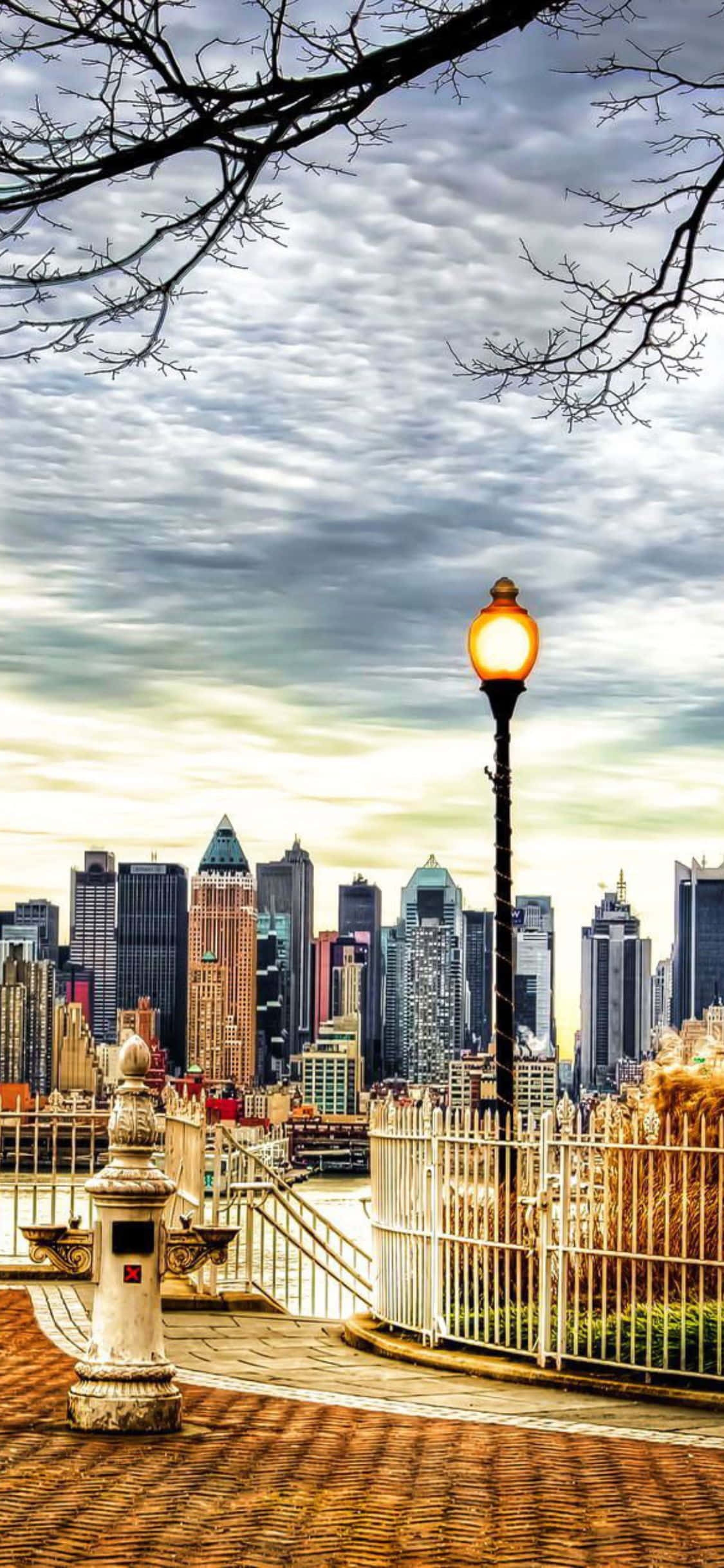 Marasan ang Charm ng NYC gamit ang iPhone Xs Wallpaper