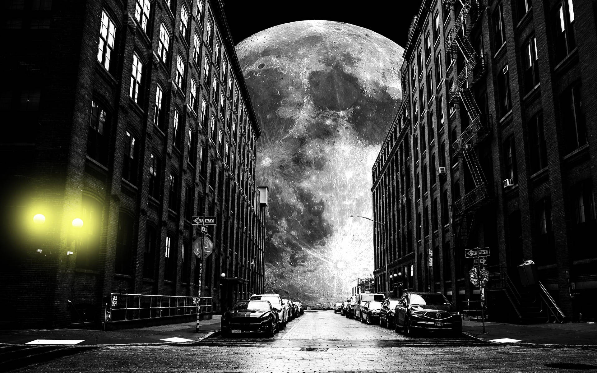 Galaxy Moon na Grayscale sa Likod ng mga Gusali Wallpaper