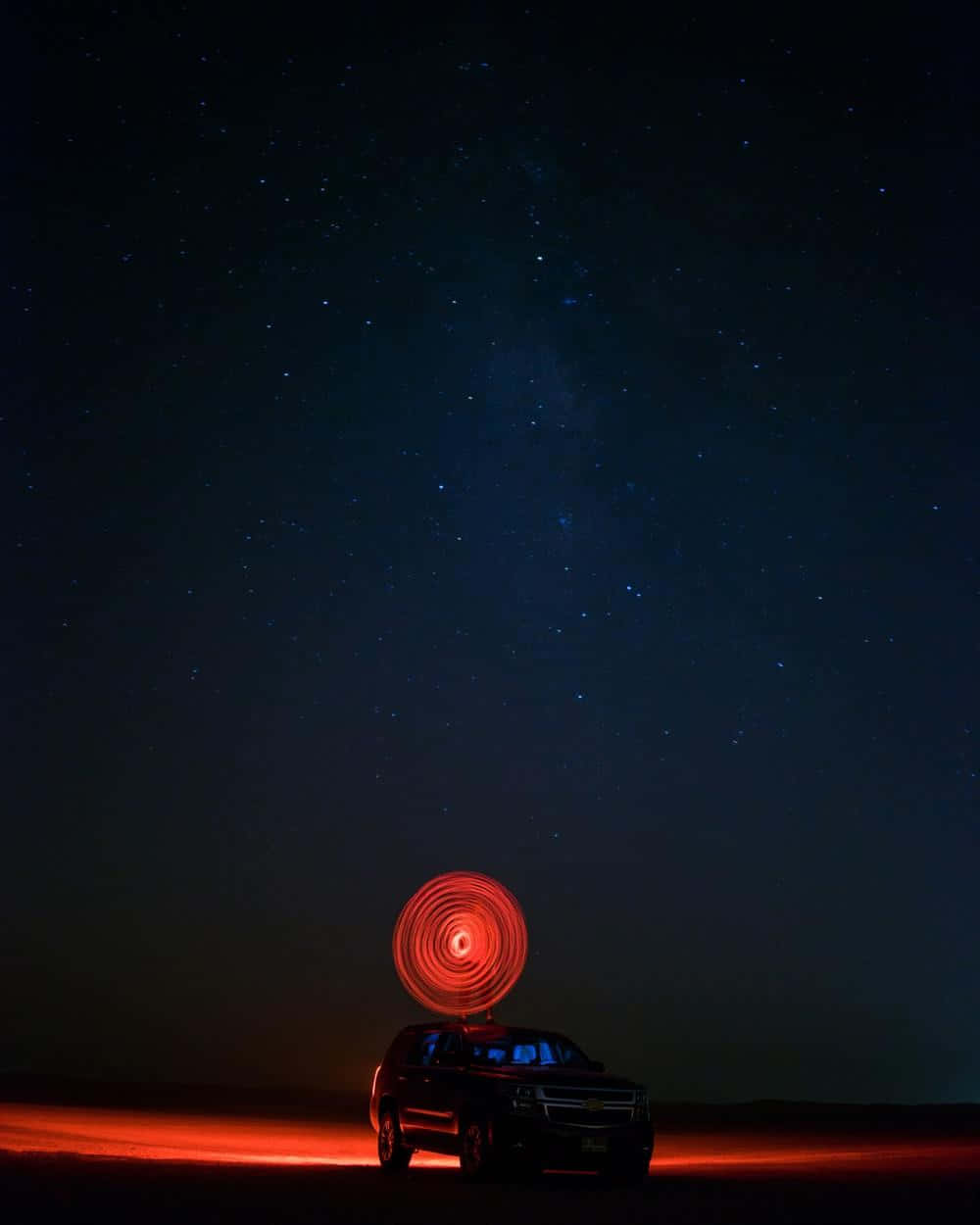Gawin ang Bawat Sandali na Mahalaga gamit ang Dark Phone Wallpaper