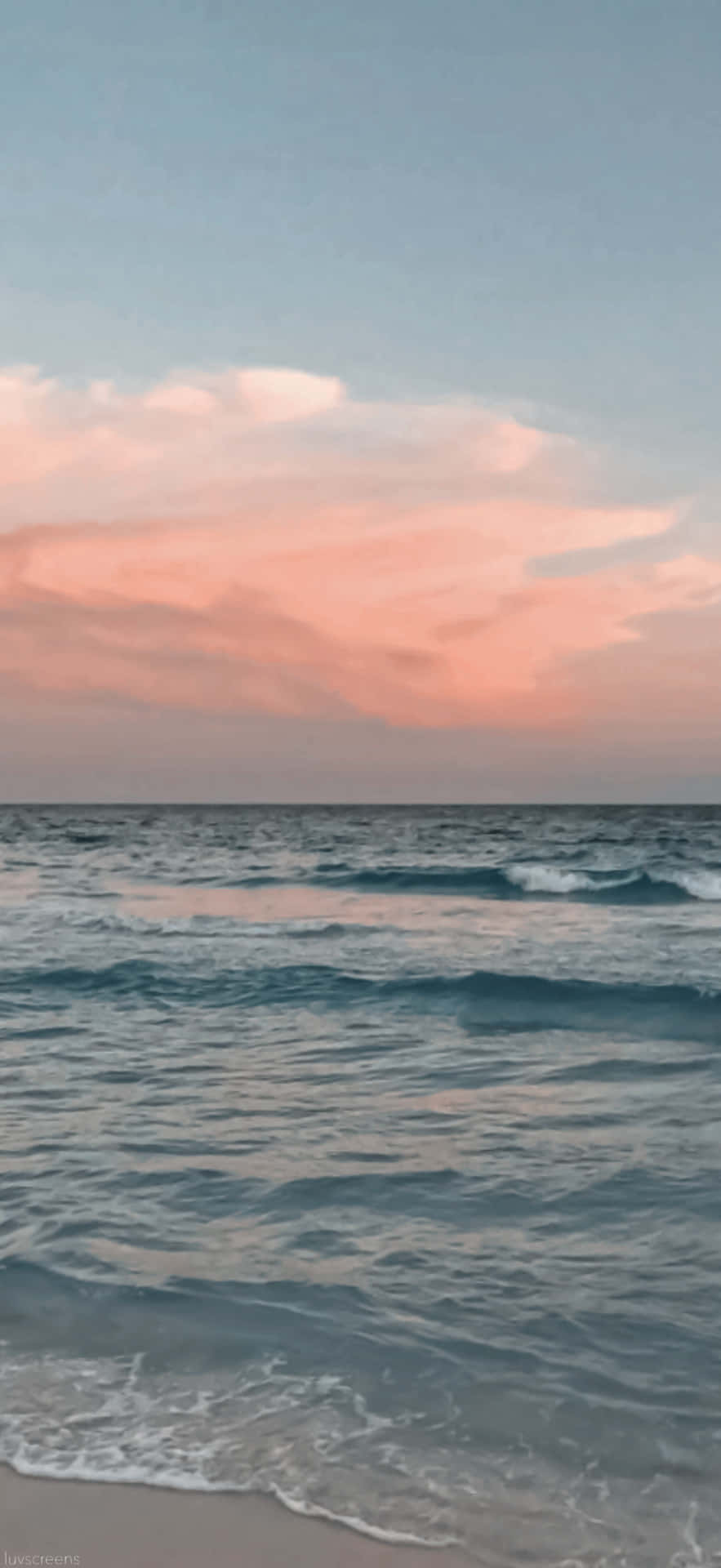 Kumuha ng tuwalya sa tabing dagat at maranasan ang ganda ng kalikasan. Wallpaper
