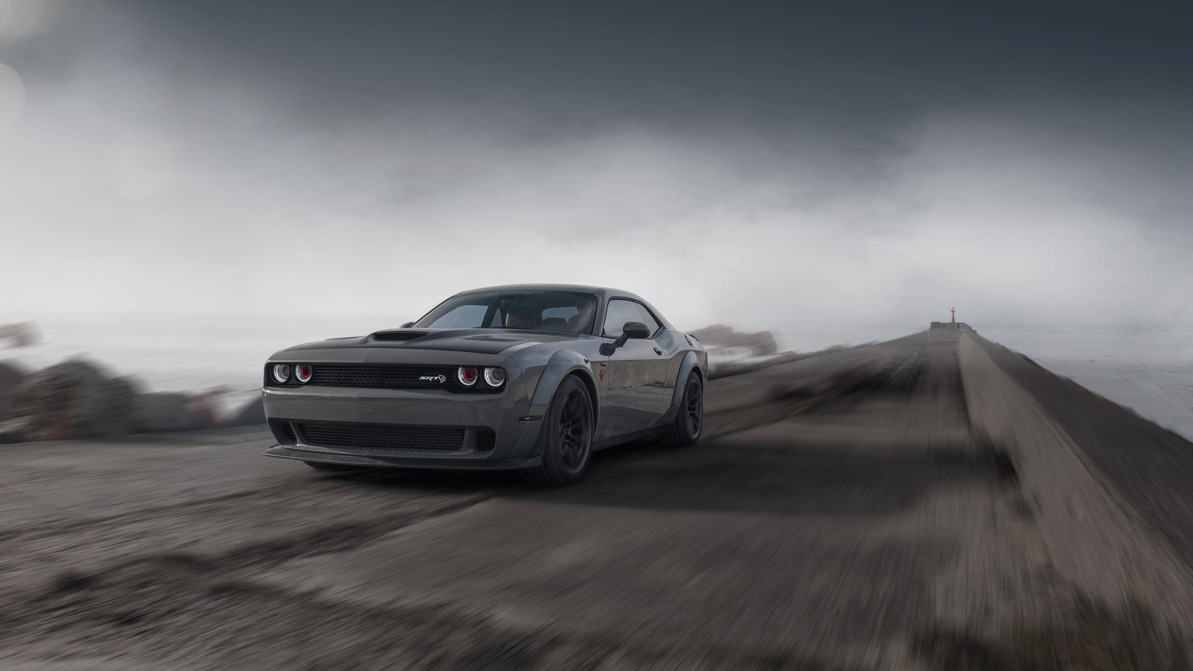 Gray Dodge Challenger Demon 4K Sa Isang Maalikabok na Daan Wallpaper