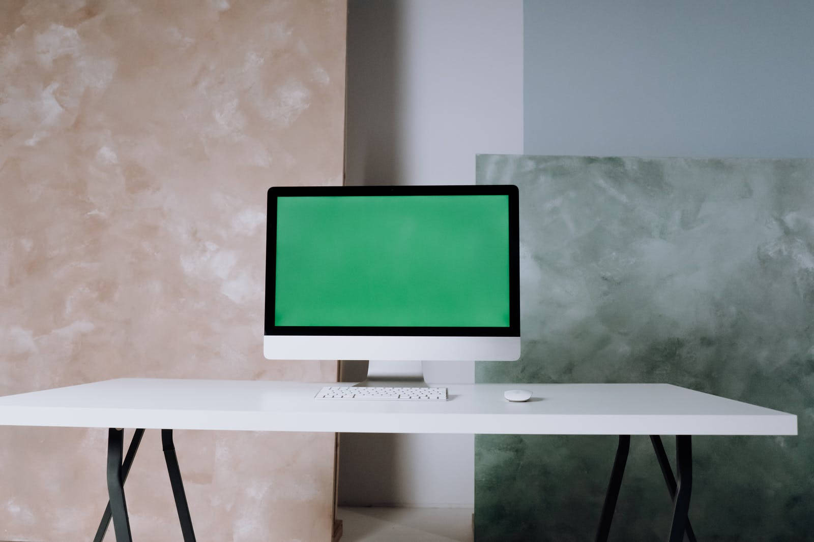 Green Screen iMac sa Opisina Wallpaper