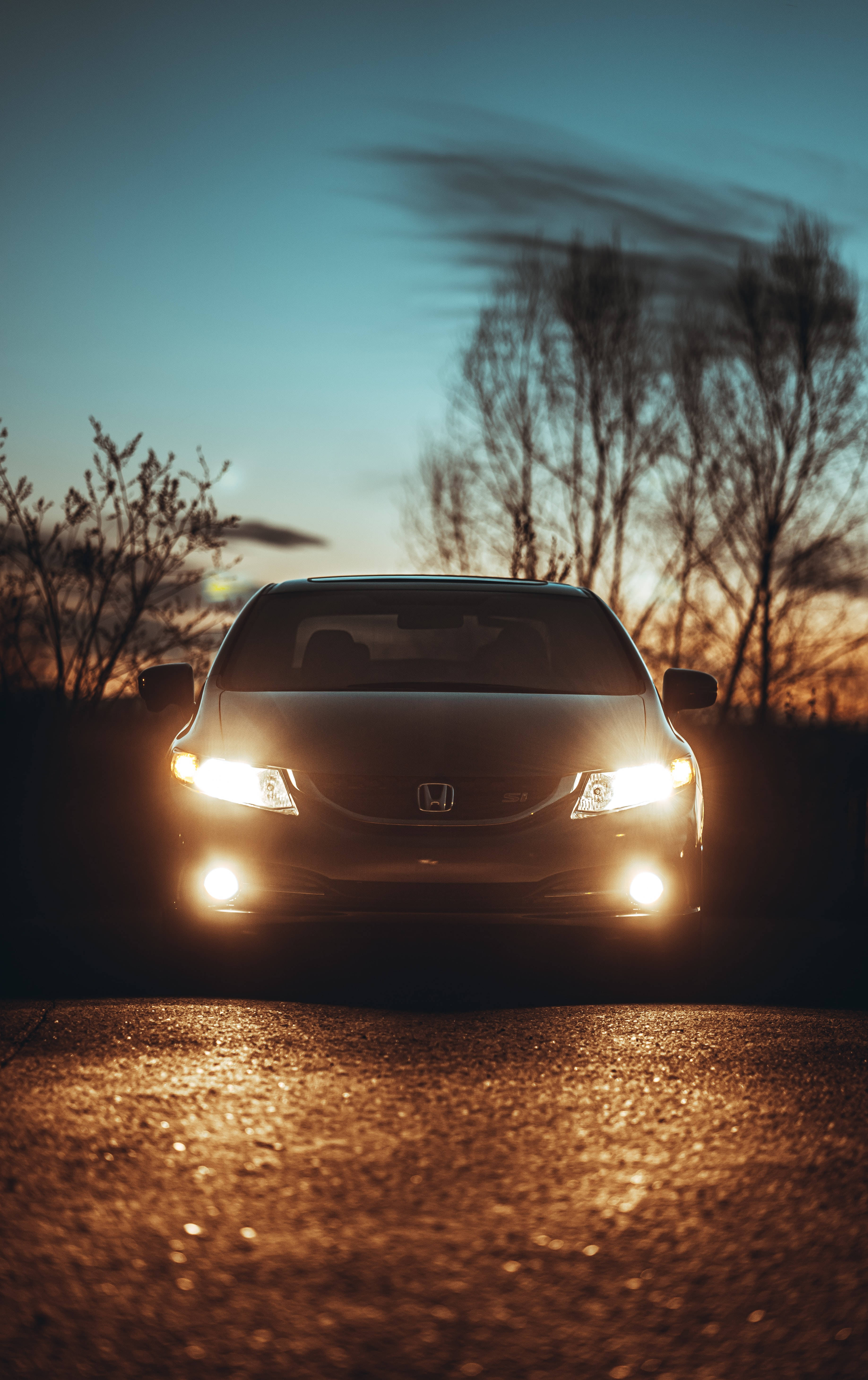 Honda Civic Si na mga Ilaw sa Harap Wallpaper