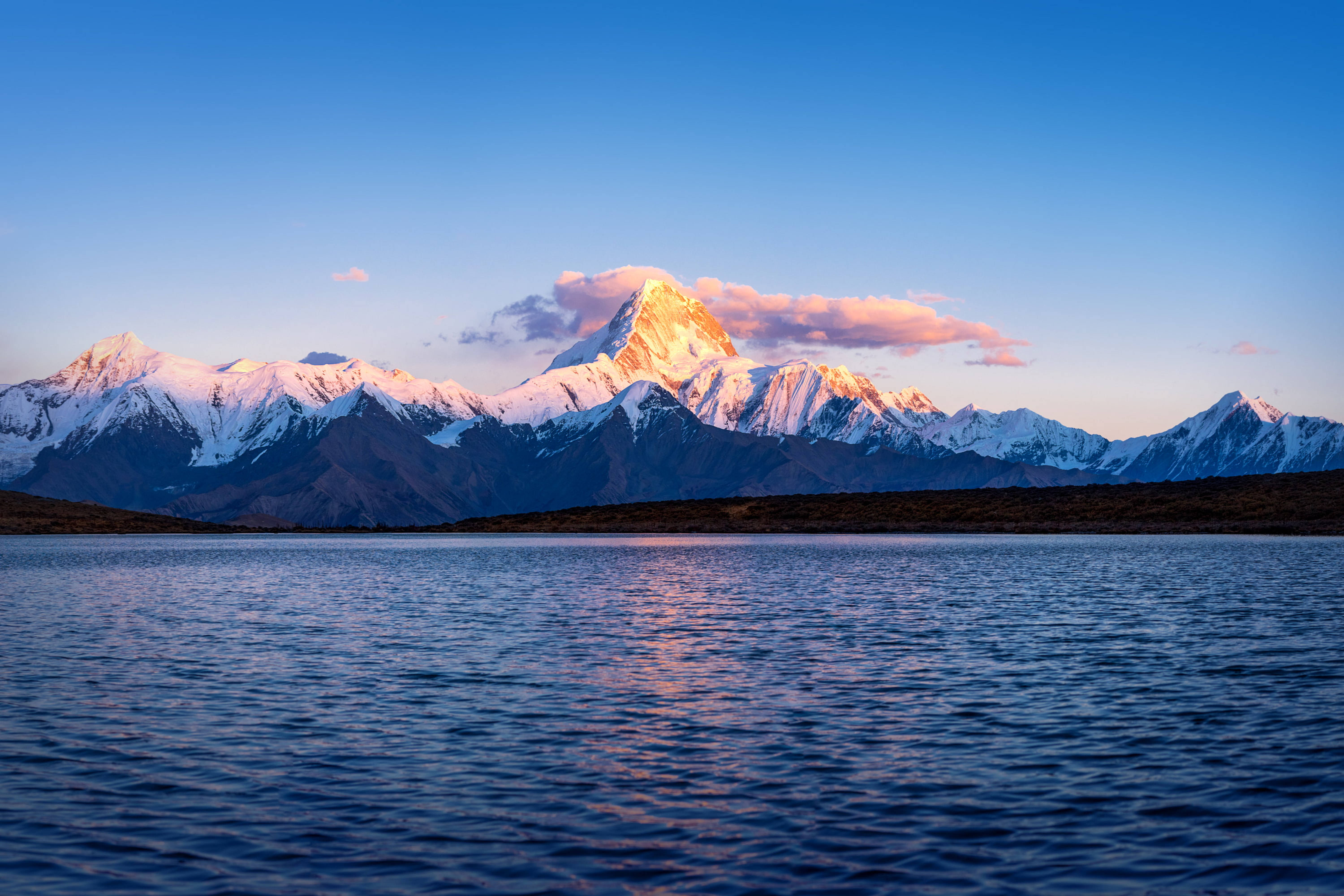Huawei MateBook X Summit Wallpaper