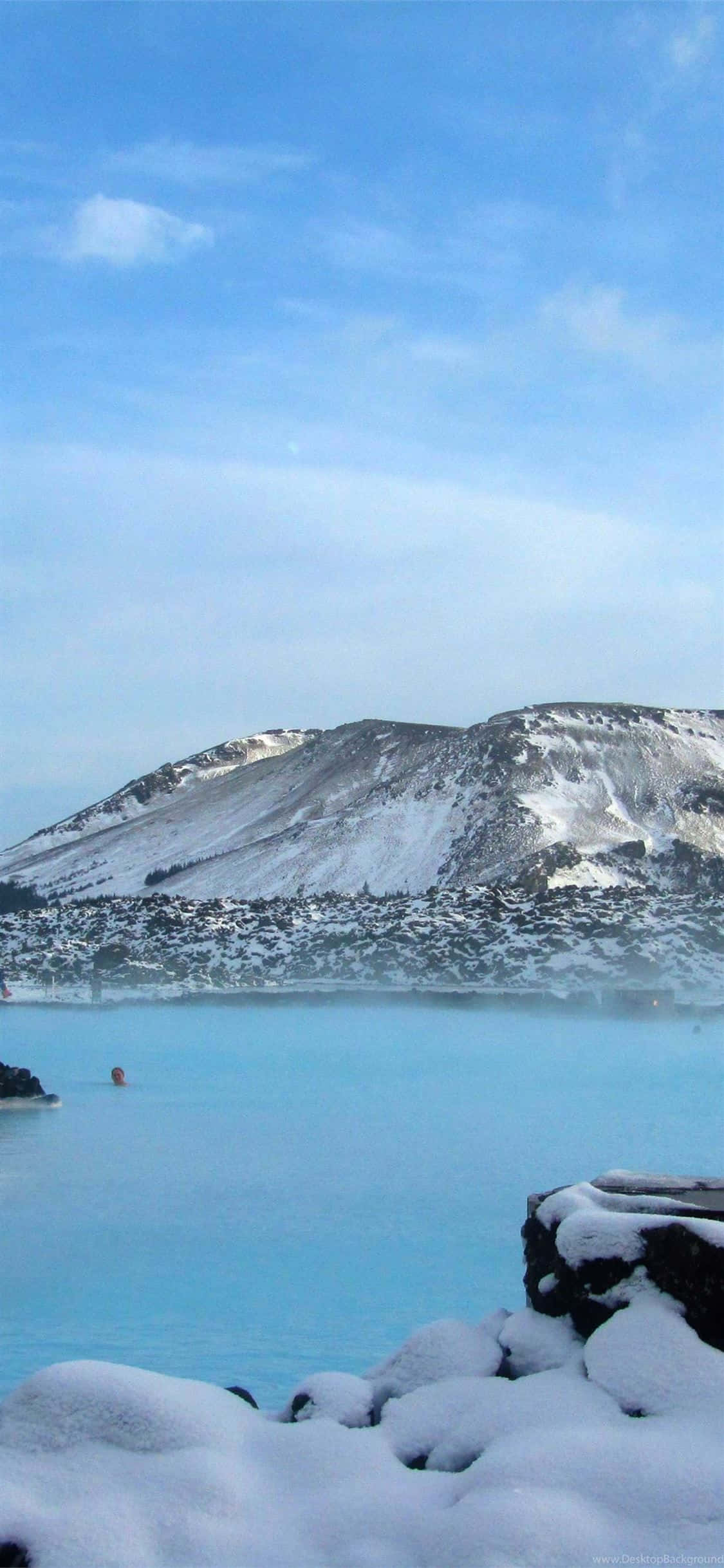 Iceland Blue Lagoon Na May Mountain Portrait Wallpaper