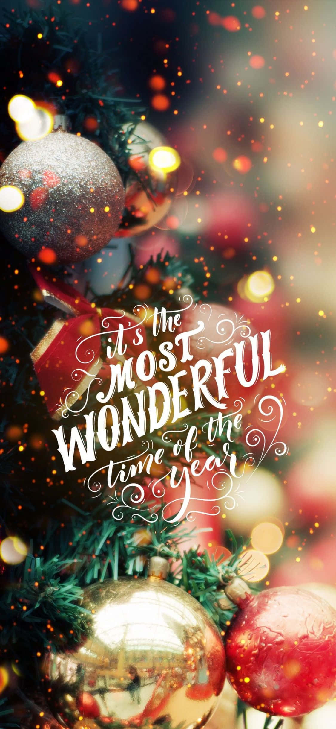 Icelebrate ang Christmas sa classic na paraan sa rustic at cozy farmhouse Wallpaper