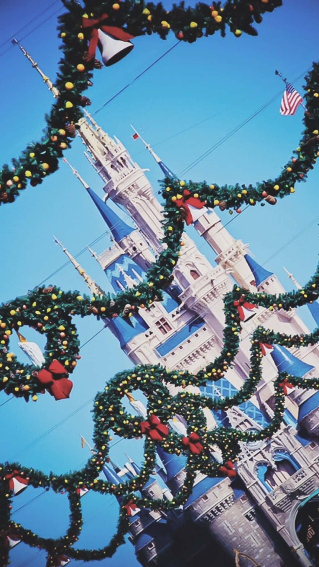 Ipagdiwang ang Mahika ng Pasko Kasama ang Disney Wallpaper
