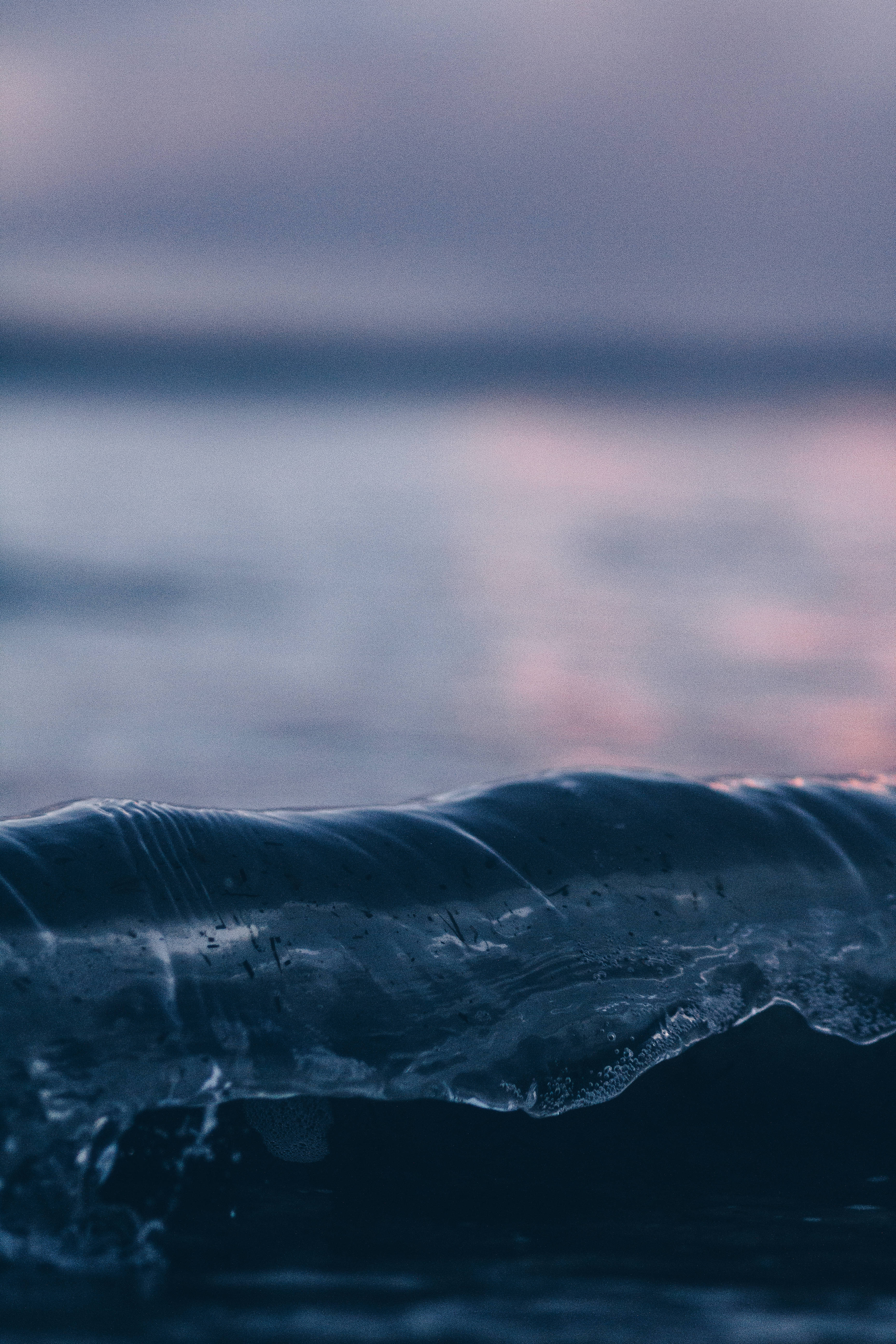 iPhone 7 Wave Wallpaper