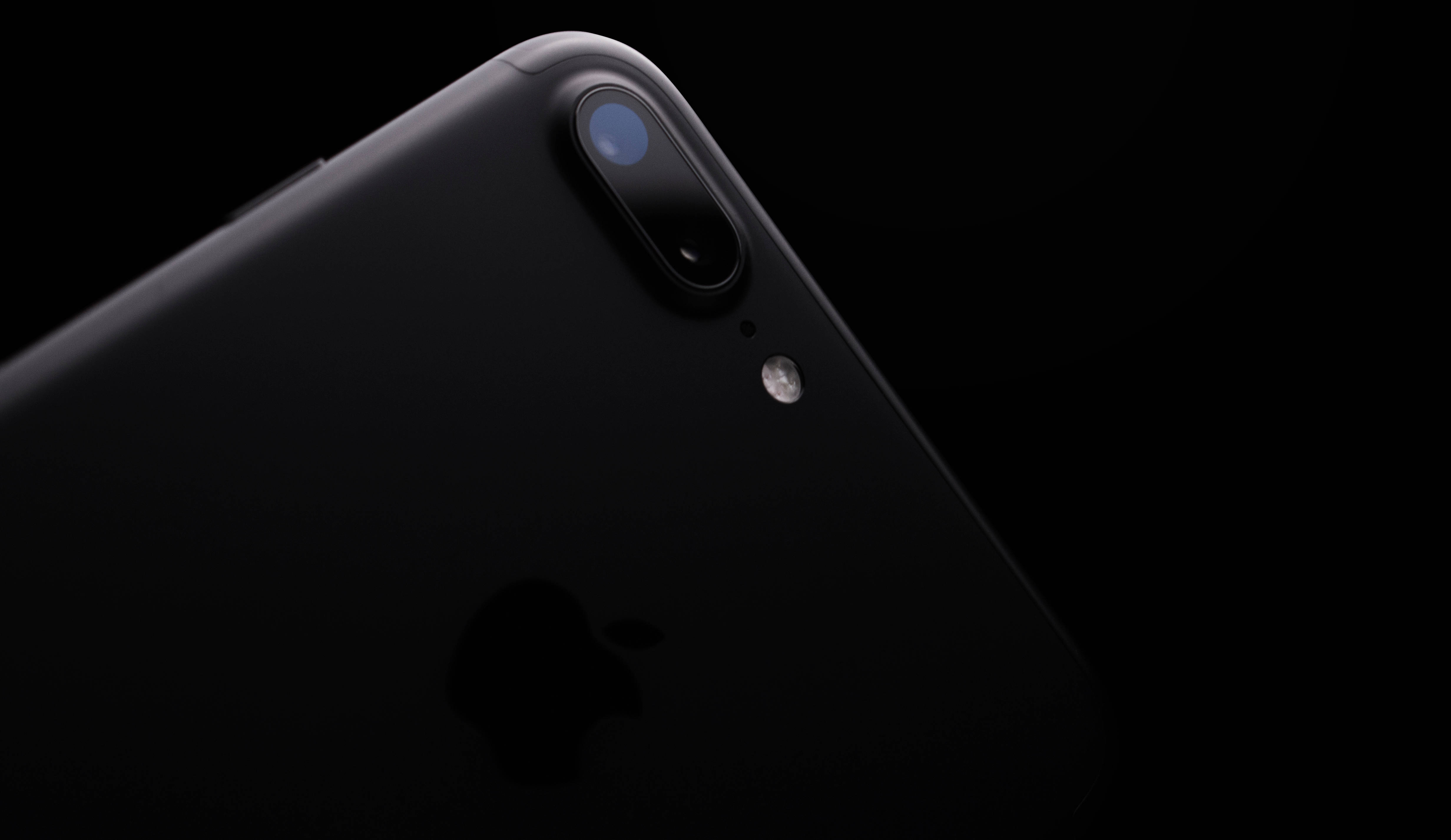 iPhone 8 Camera Wallpaper
