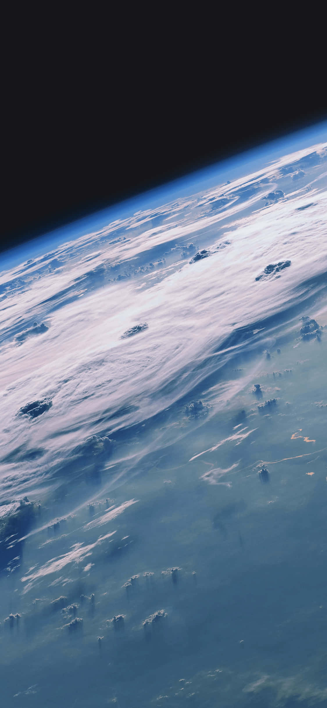 iPhone Classic Earth Surface Mula sa Outer Space Wallpaper