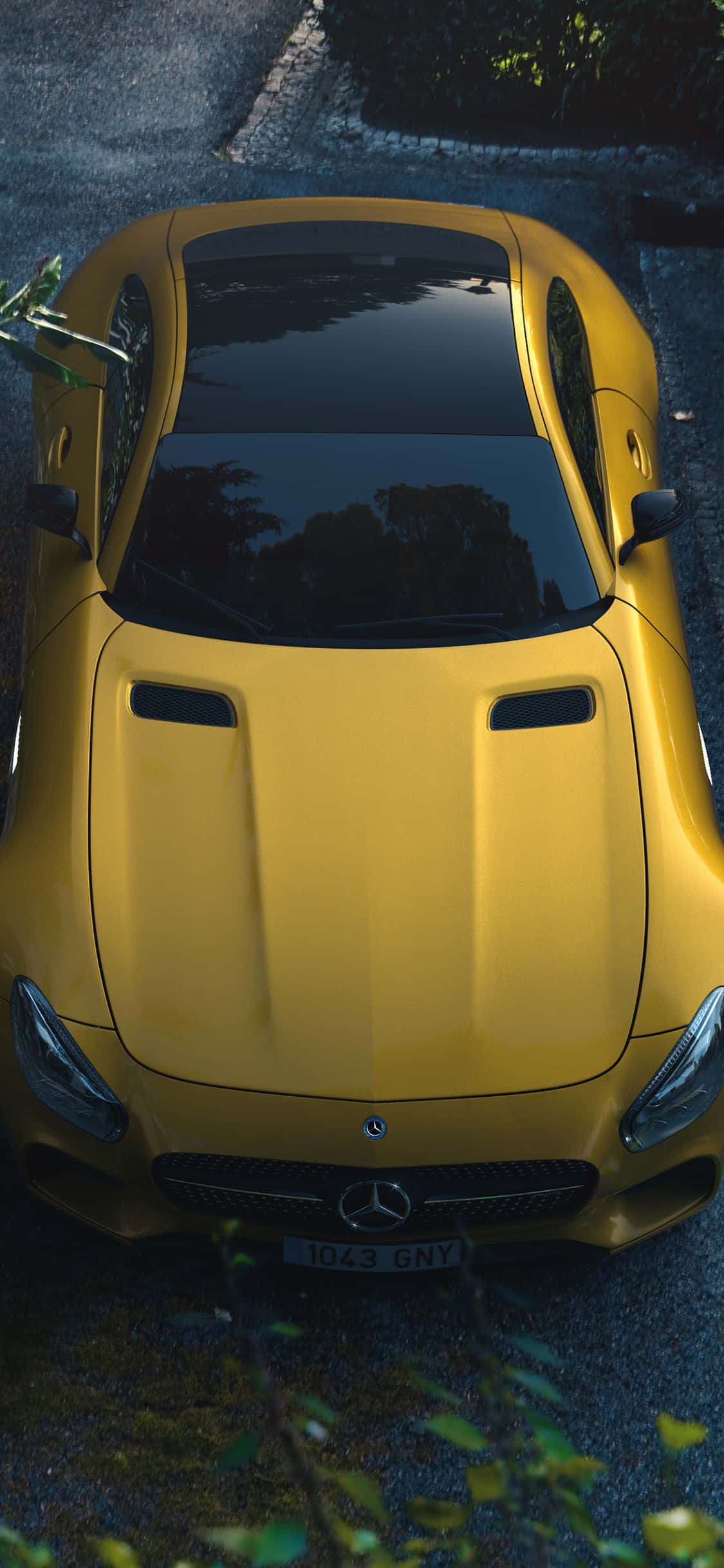 iPhone X Amg Gt-r Background Yellow AMG GT Wallpaper
