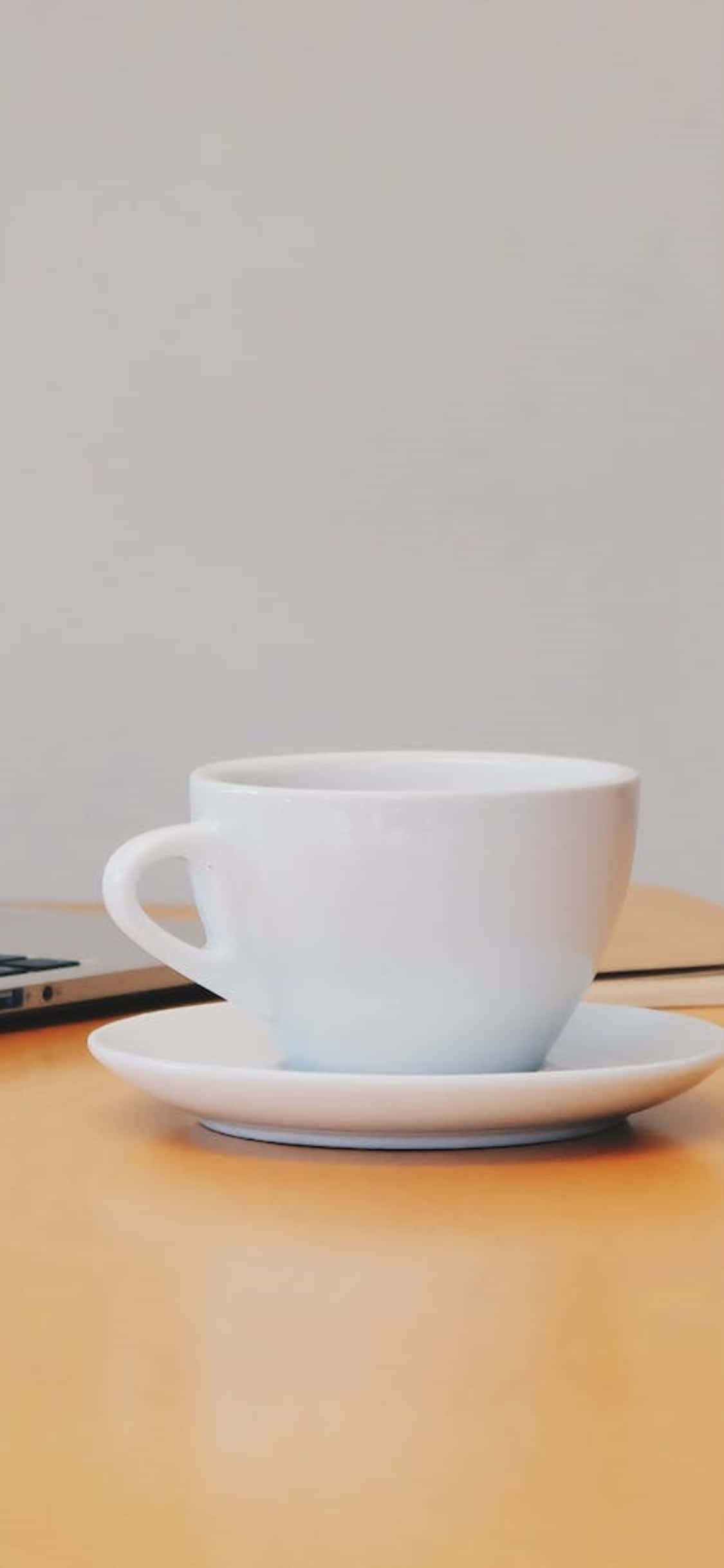 iPhone X Desk Background White Coffee Cup Wallpaper