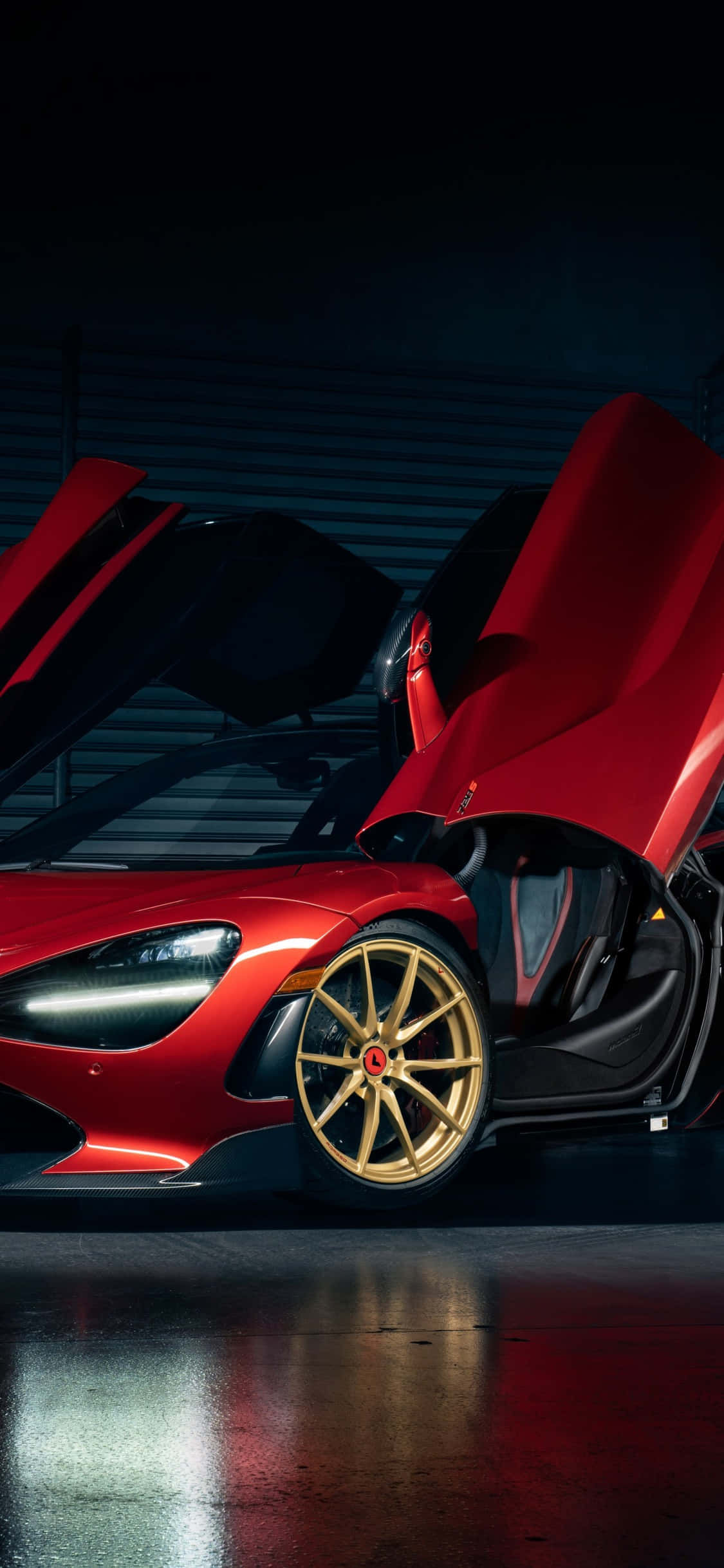 iPhone X Mclaren 720s Red Door Background Wallpaper